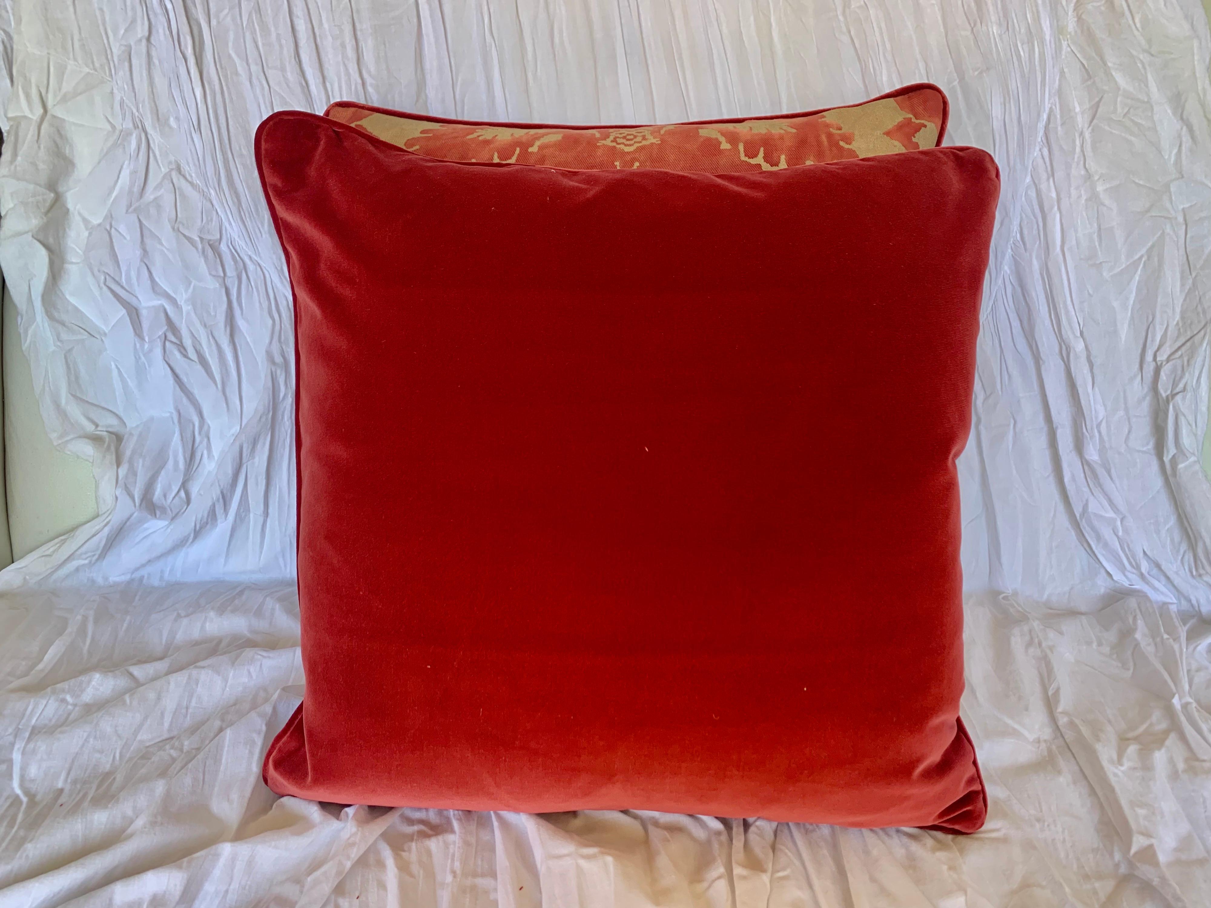 Mid-20th Century Pair of Glicine Patterned Fortuny Pillows