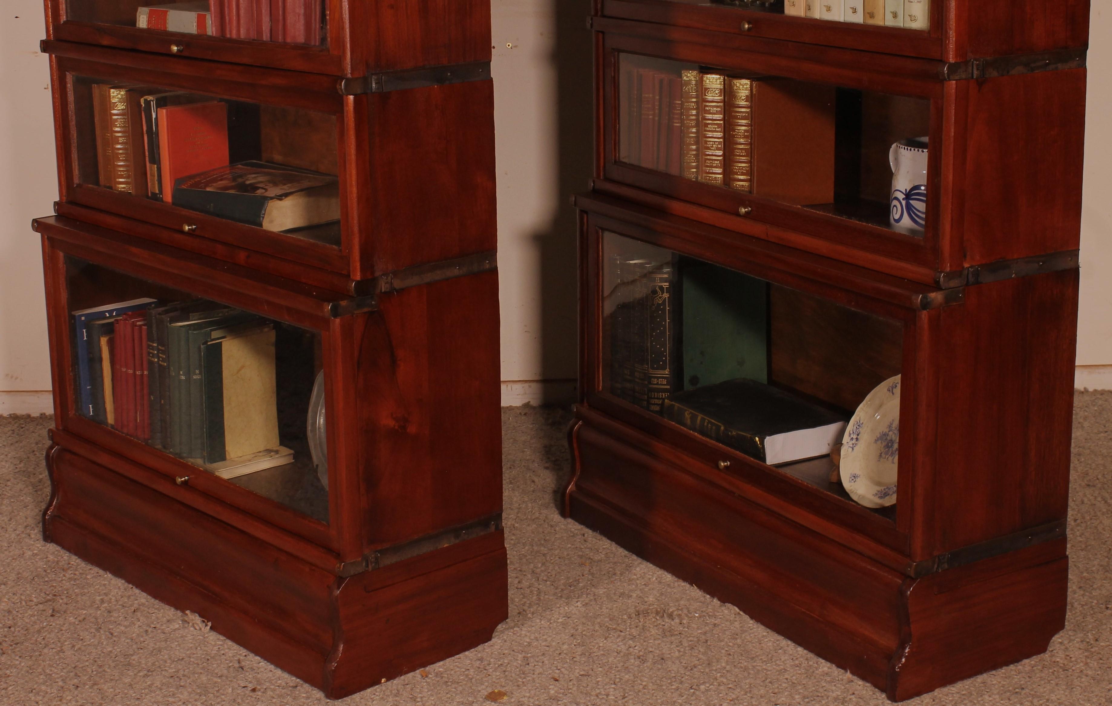 Pair of Globe Wernicke Bookcases in Mahogany, 19th Century For Sale 6