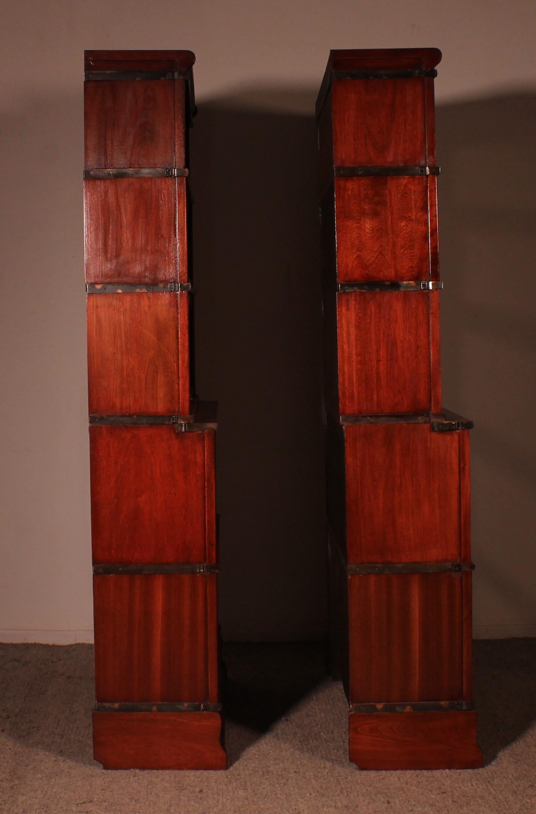 Pair Of Globe Wernicke Bookcases In Mahogany-19th Century For Sale 7