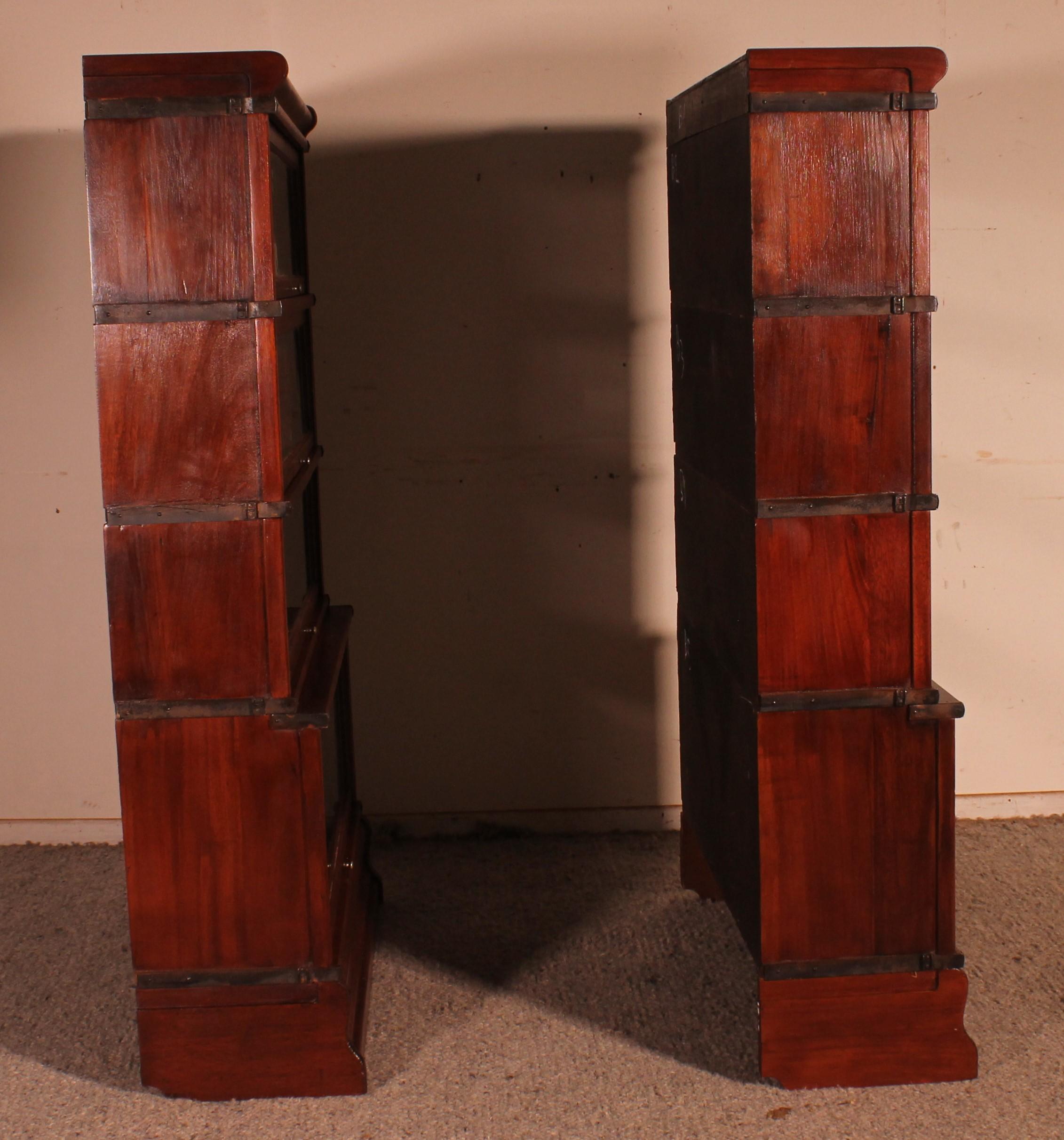 Pair of Globe Wernicke Bookcases in Mahogany, 19th Century For Sale 8