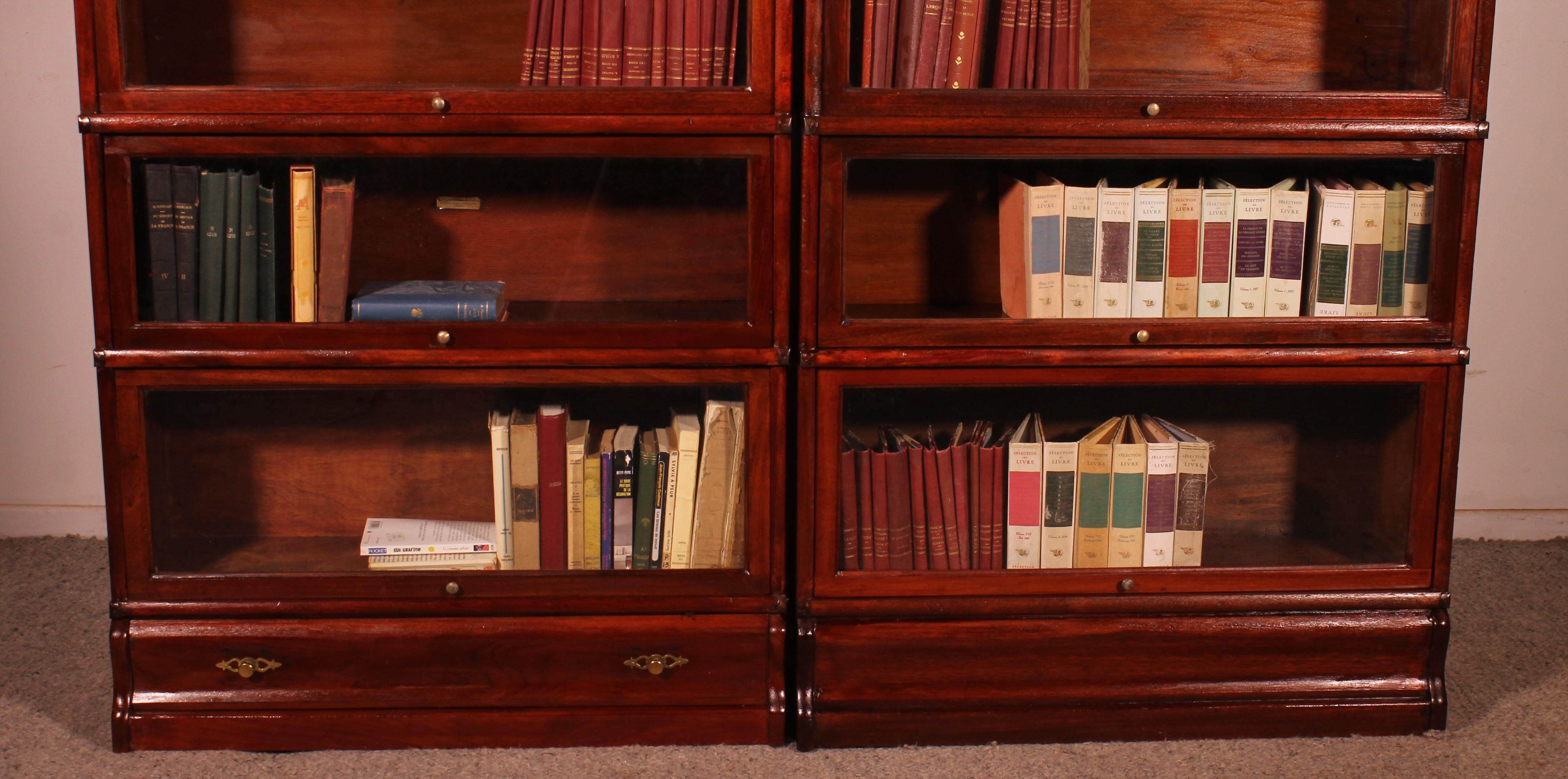 Pair Of Globe Wernicke Mahogany Bookcases Circa 1900 Británico en venta