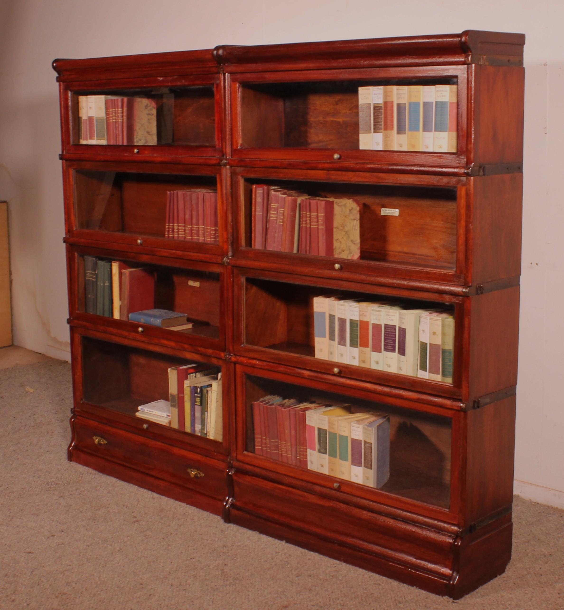 Pair Of Globe Wernicke Mahogany Bookcases Circa 1900 siglo XIX en venta