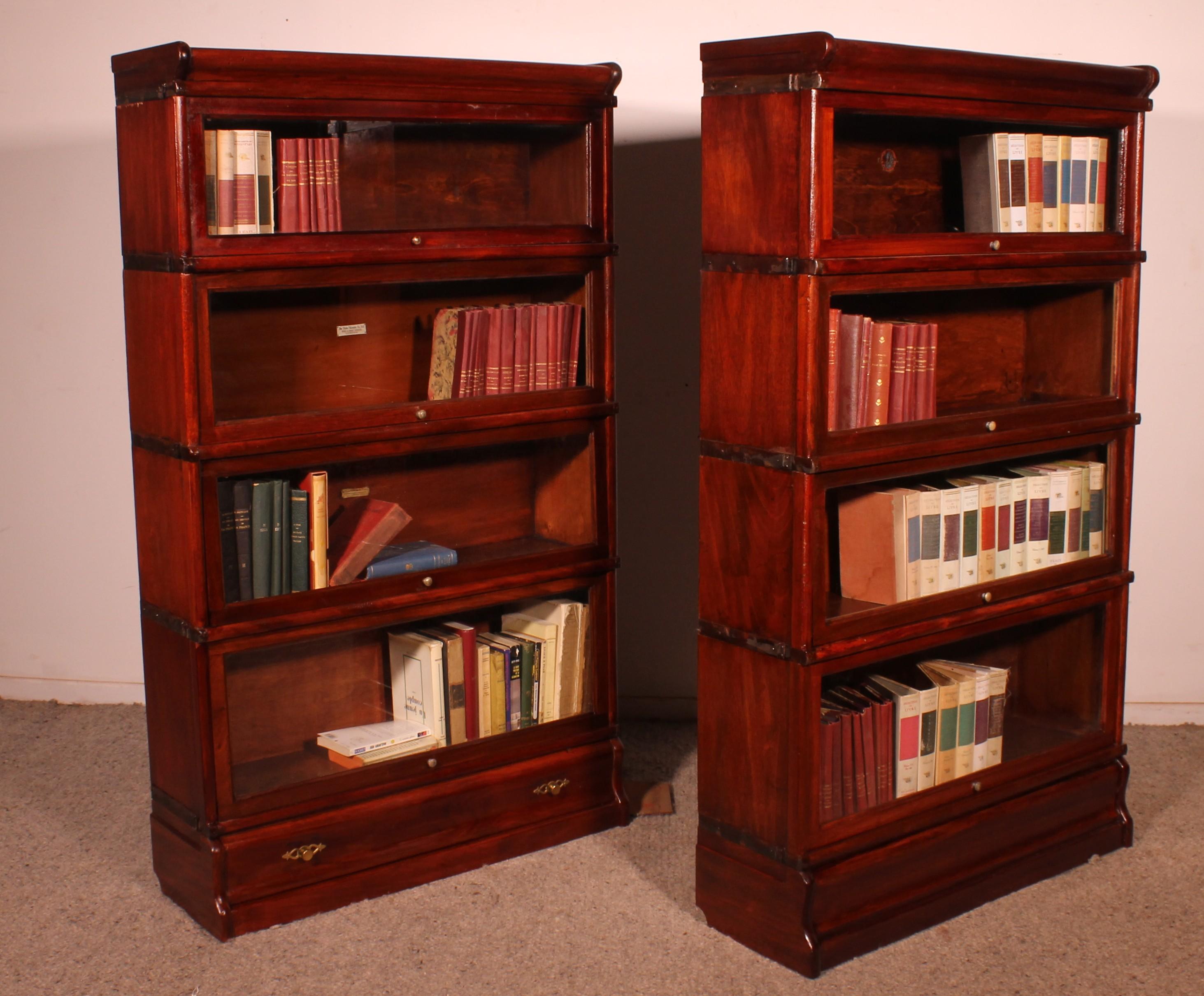Pair Of Globe Wernicke Mahogany Bookcases Circa 1900 Caoba en venta