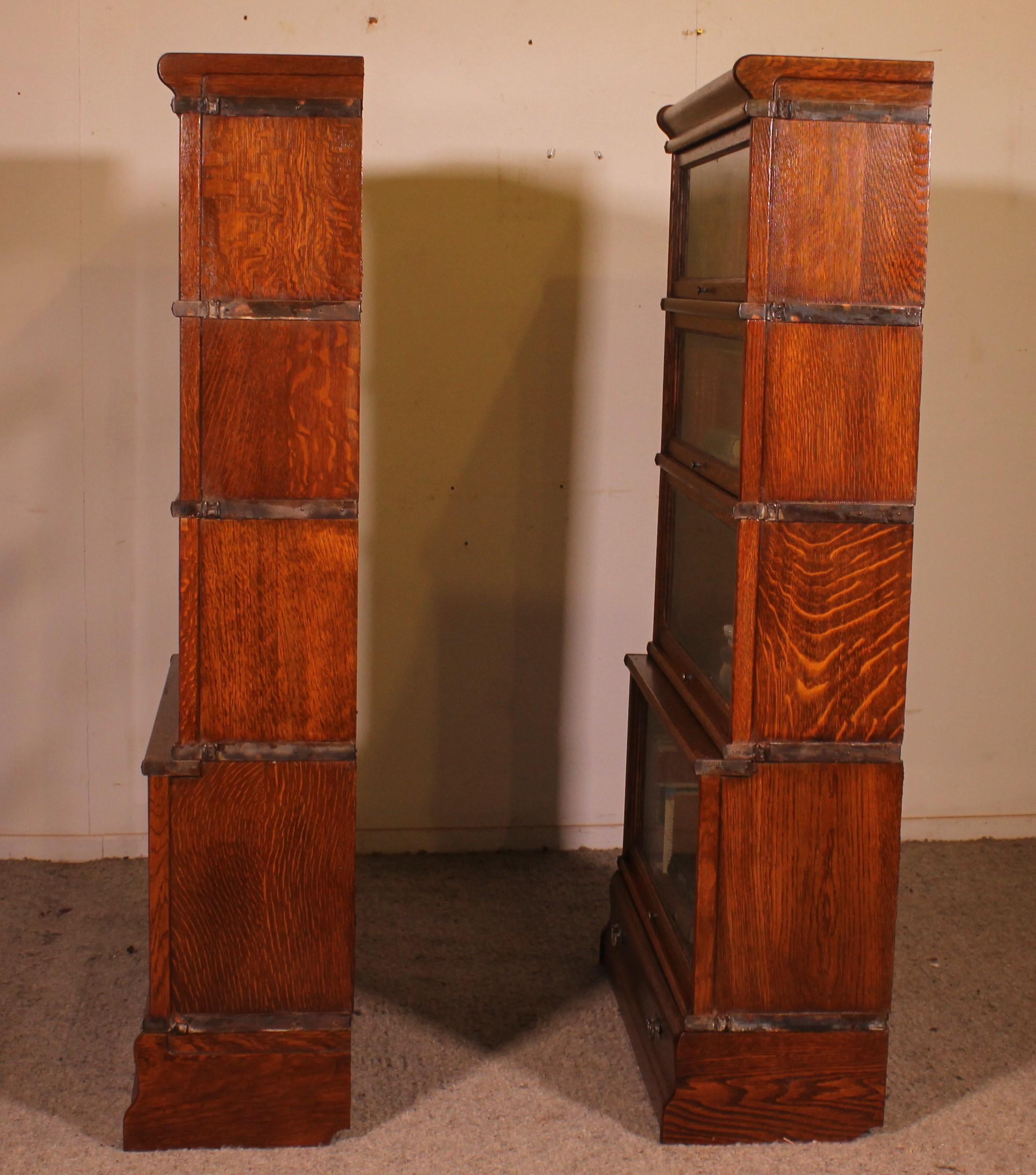 Pair Of Globe Wernicke Oak Bookcases Circa 1900 For Sale 1