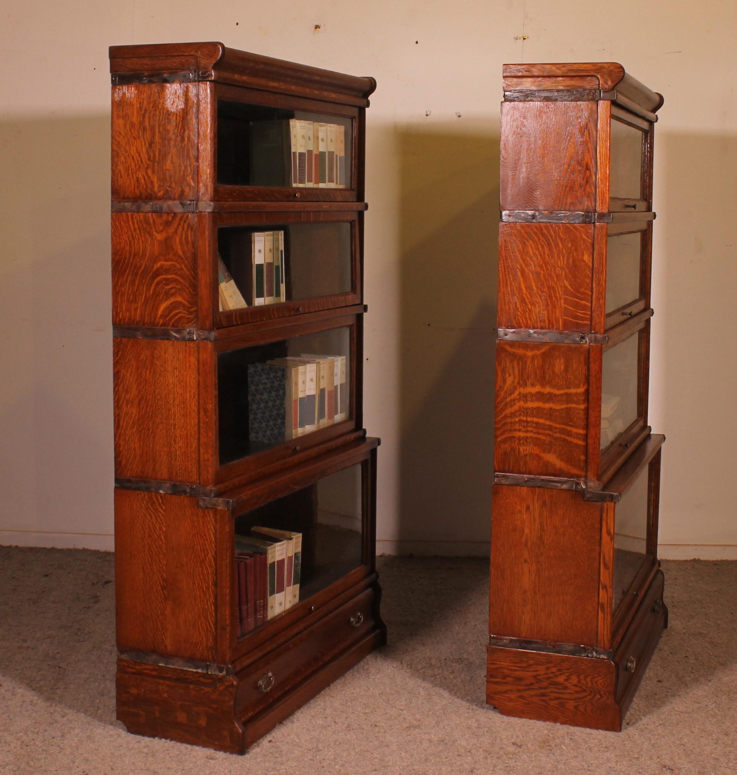 Pair Of Globe Wernicke Oak Bookcases Circa 1900 For Sale 3