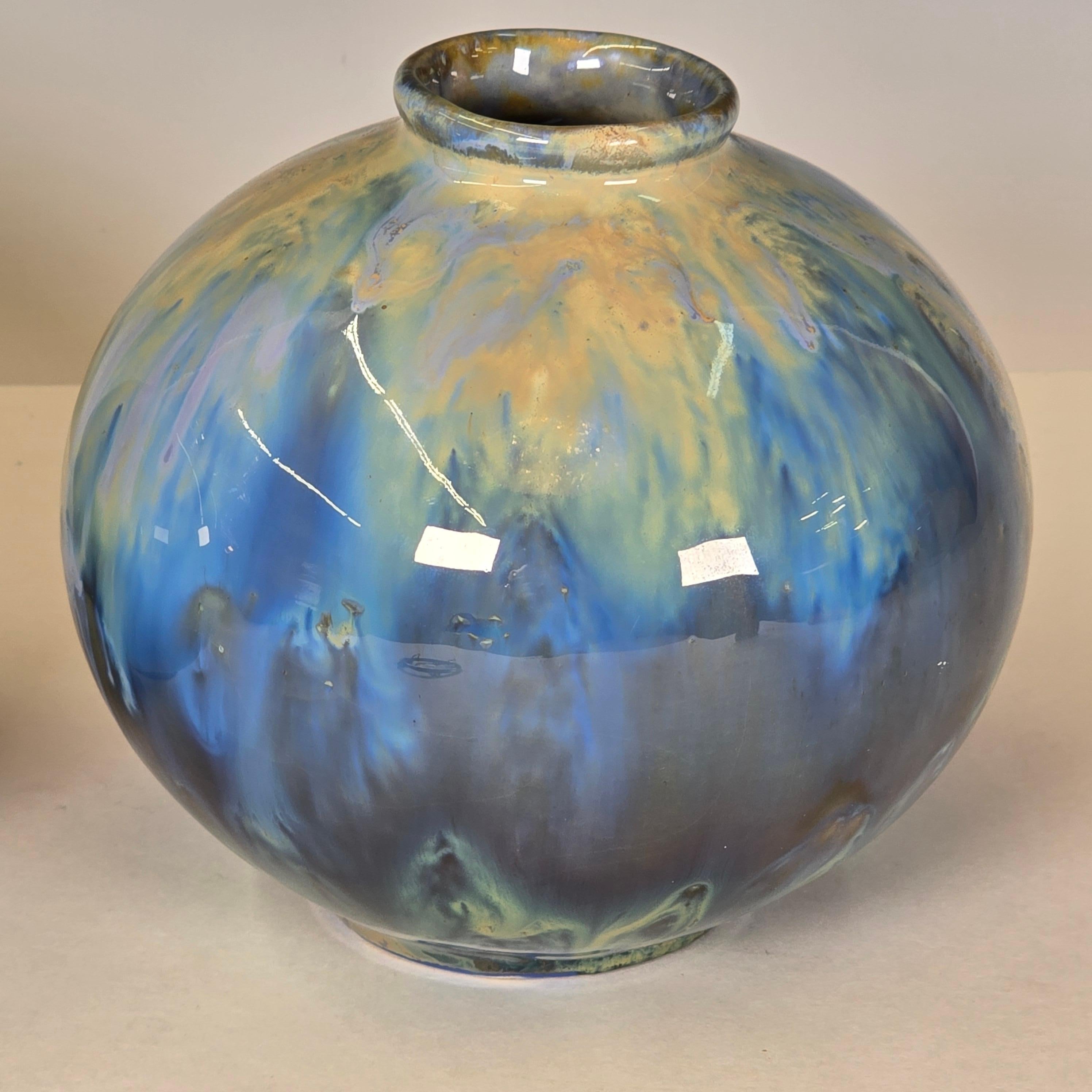Pair of Globular Form Flambe Vases by Palin Thorley In Fair Condition For Sale In Kilmarnock, VA