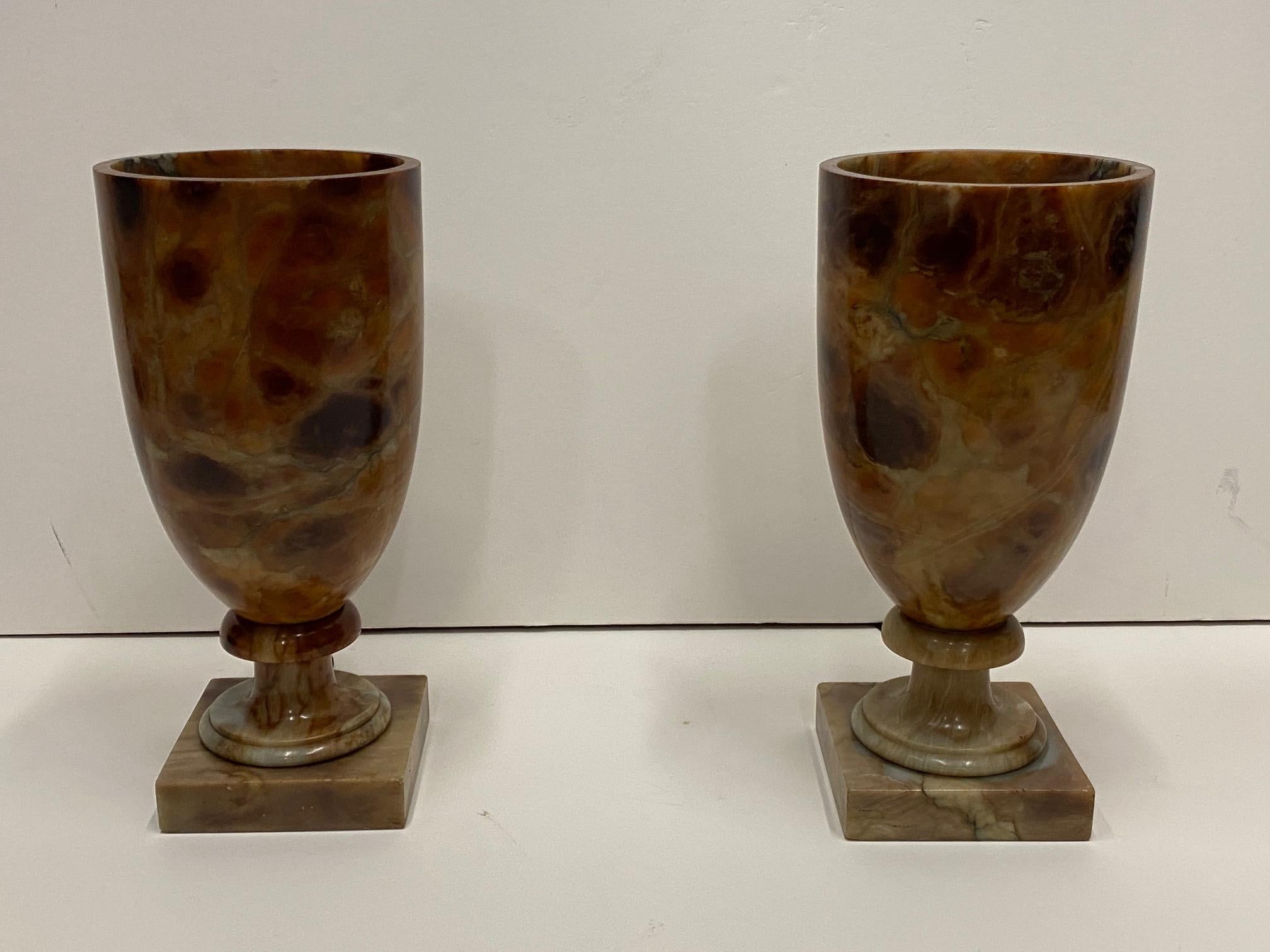 Pair of Glorious Illuminated Italian Alabaster Urn Table Lamps 4