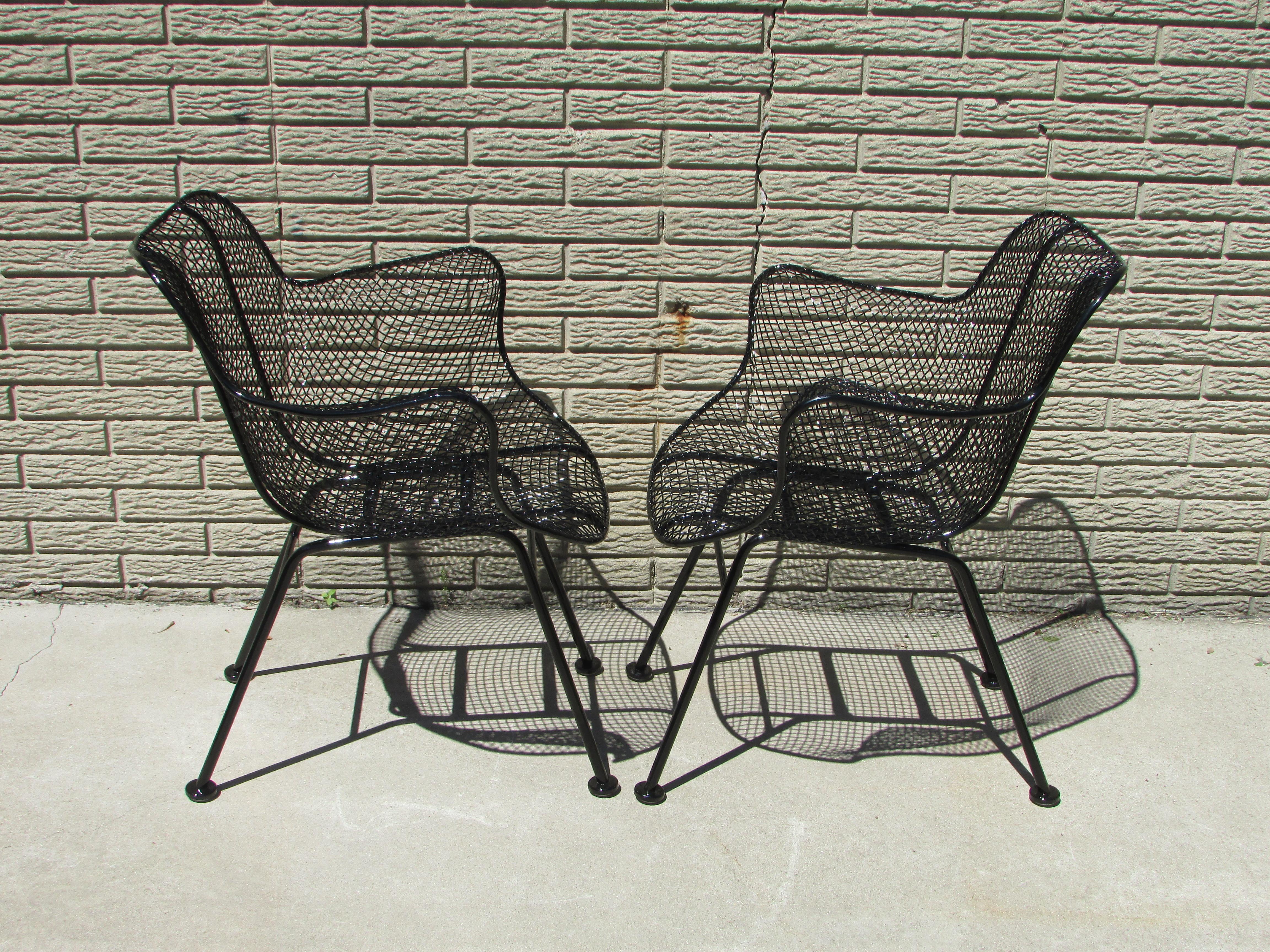 Pair of Gloss Black Woodard Wrought Iron Frame with Steel Mesh Armchairs In Good Condition For Sale In Ferndale, MI