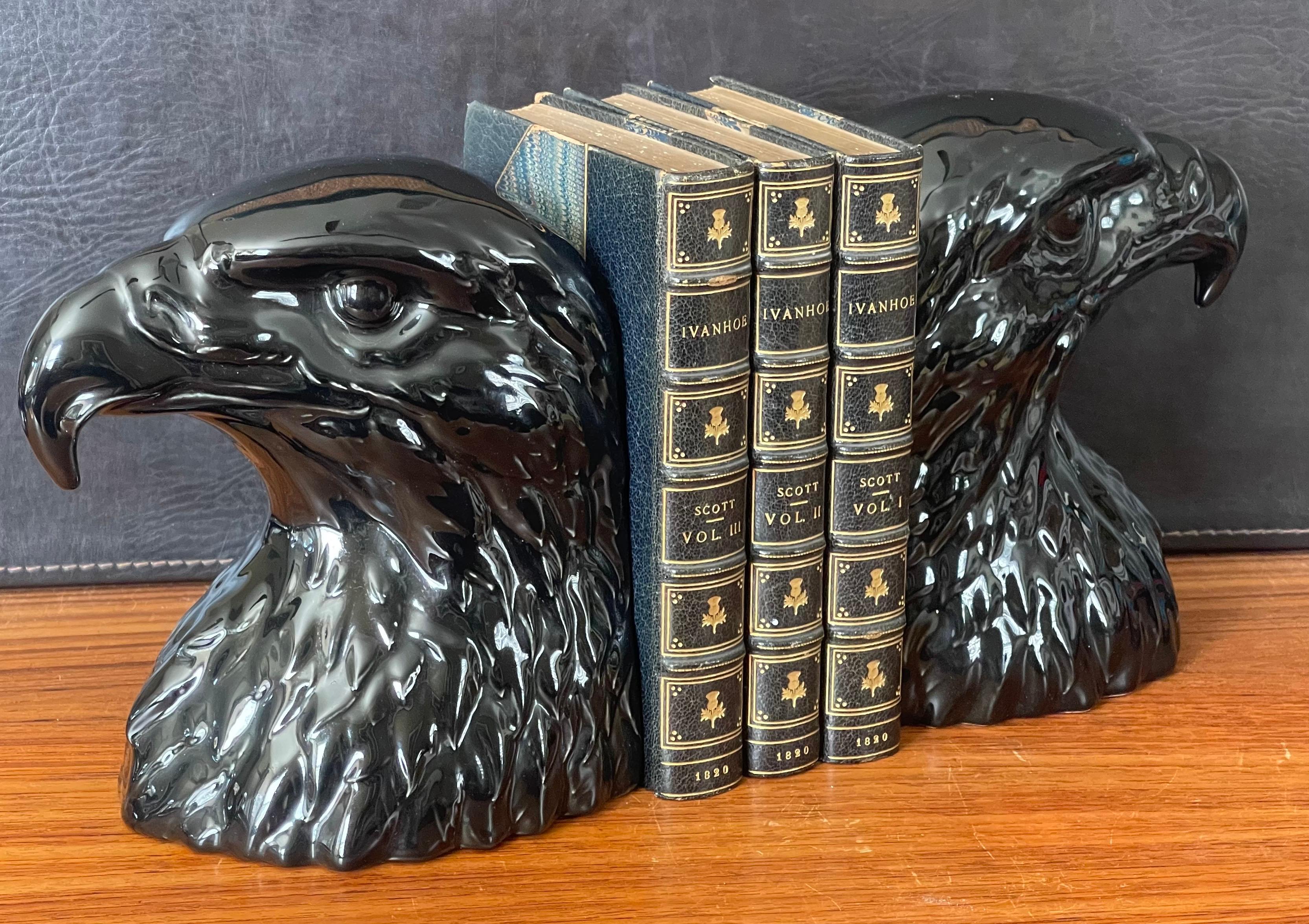 Pair of Glossy Black Porcelain Eagle Head Bookends by Hispania Daiso / LLadro For Sale 1