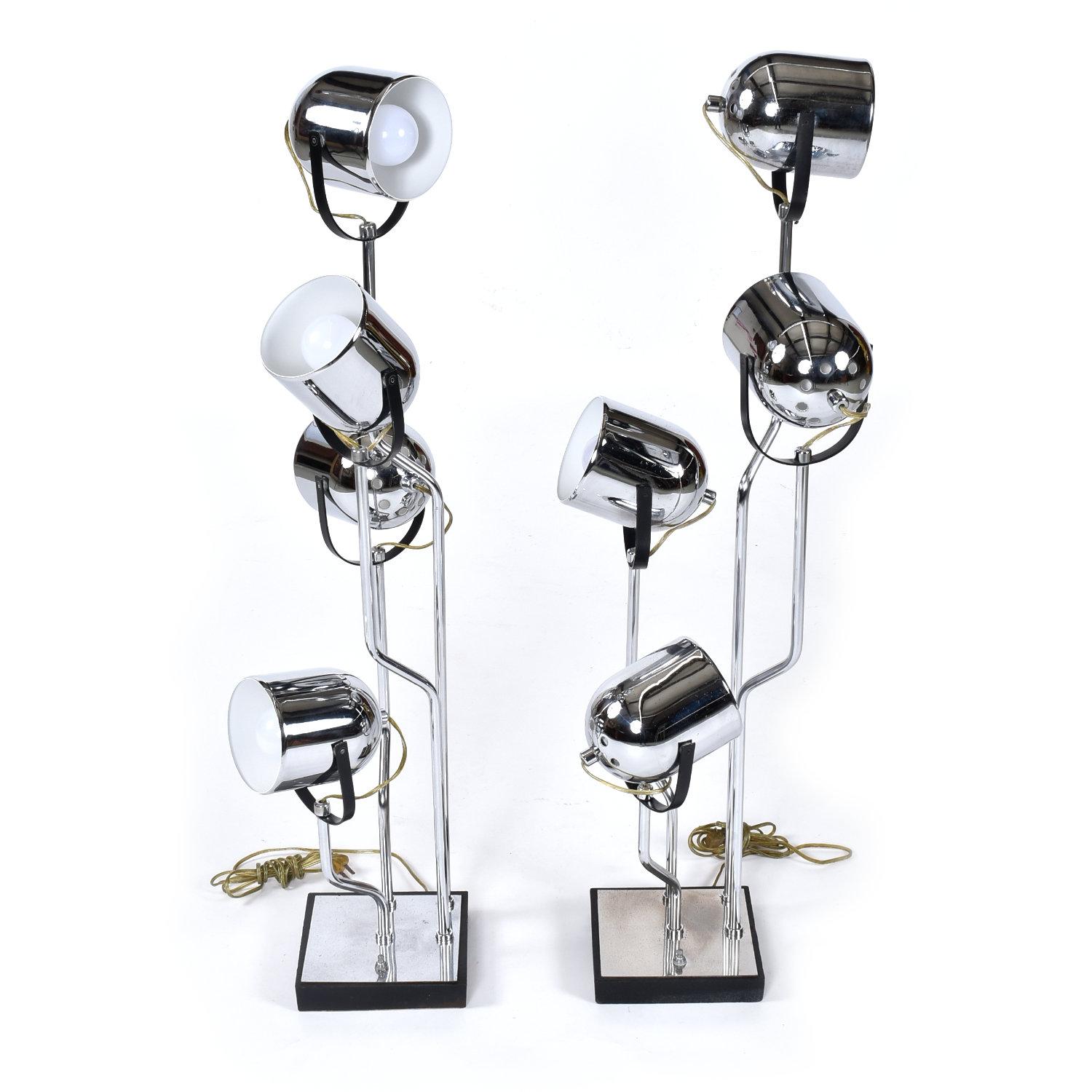 Late 20th Century Pair of Goffredo Reggiani Post Modern Chrome Spotlight Table Lamps For Sale