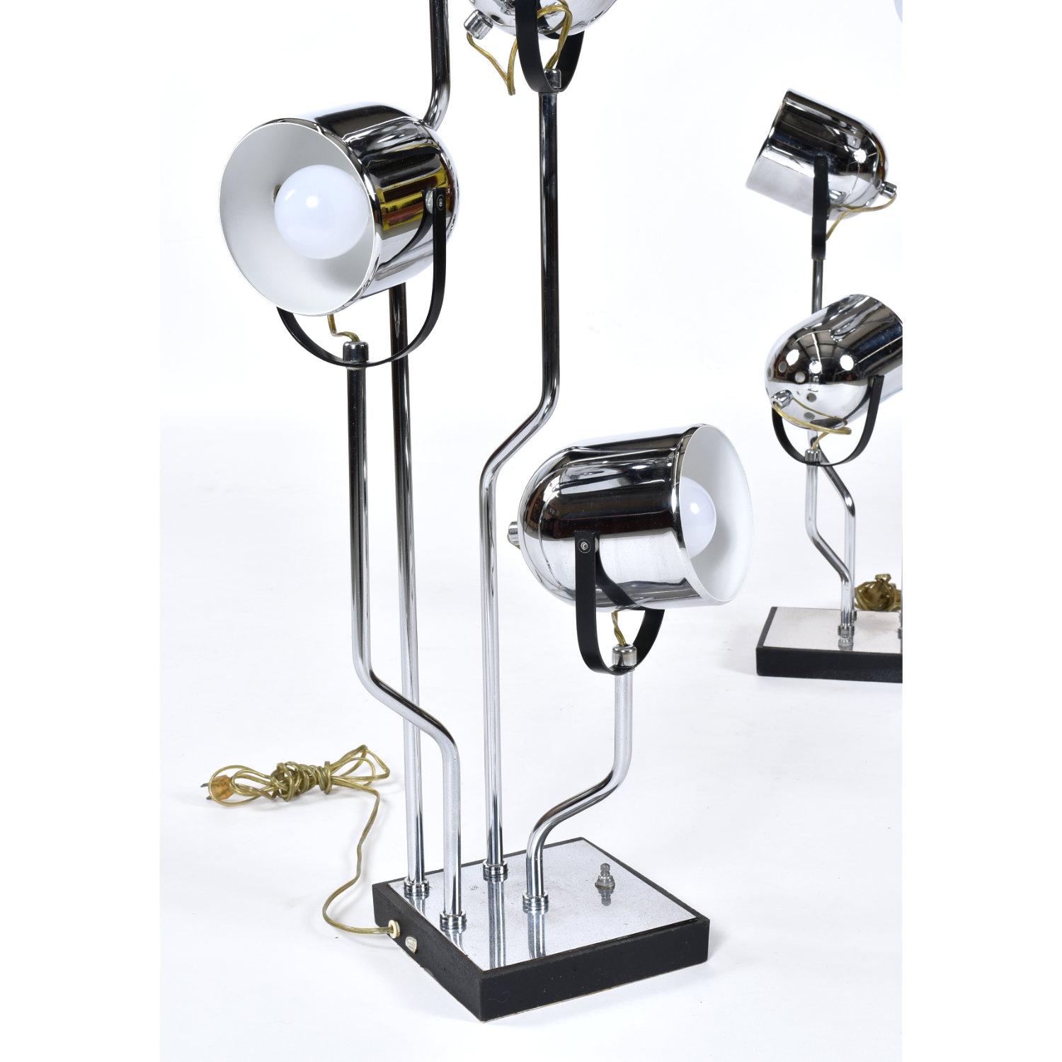 Metal Pair of Goffredo Reggiani Post Modern Chrome Spotlight Table Lamps For Sale