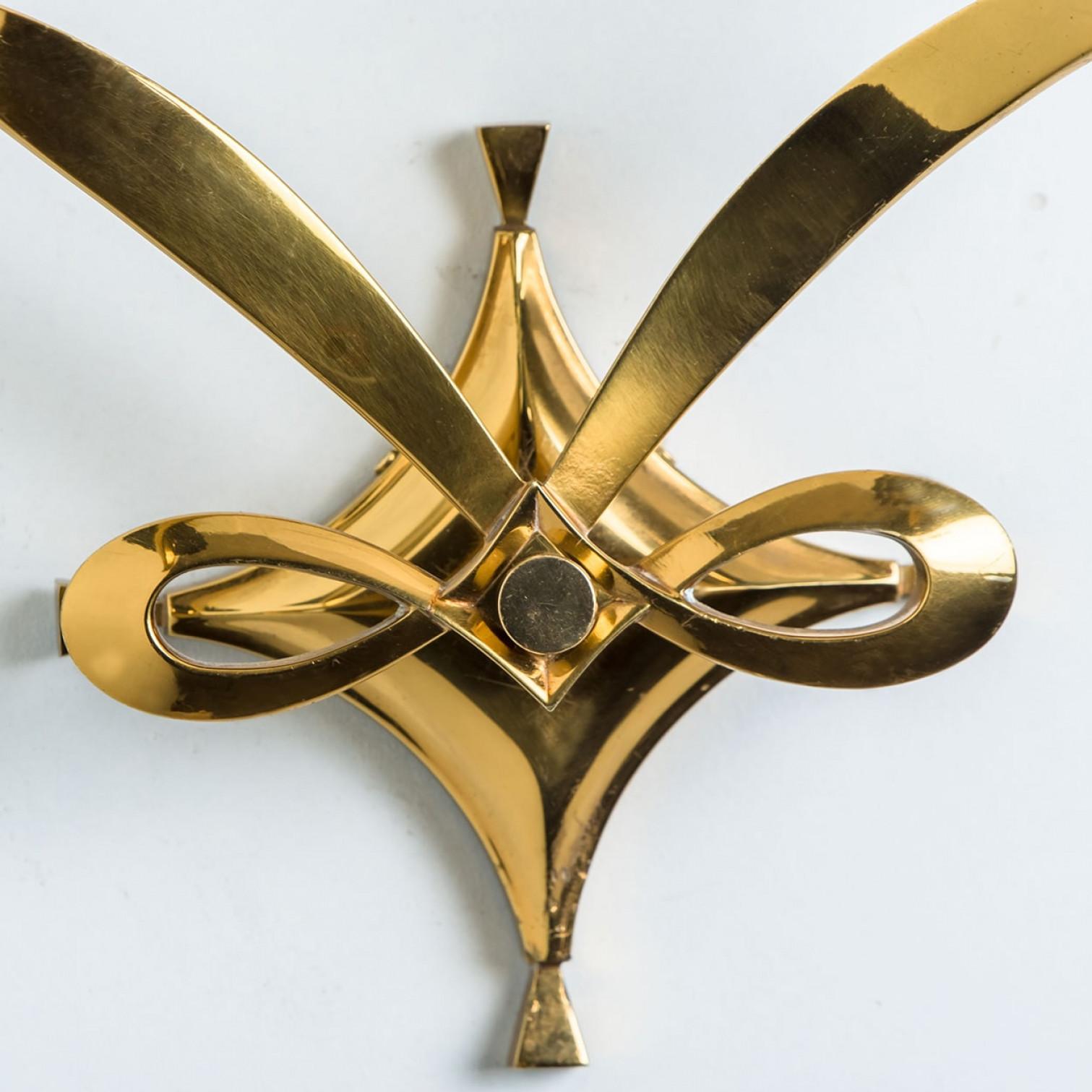 Oro Coppia di lampade da parete in oro e ottone, Leleu, 1960 in vendita