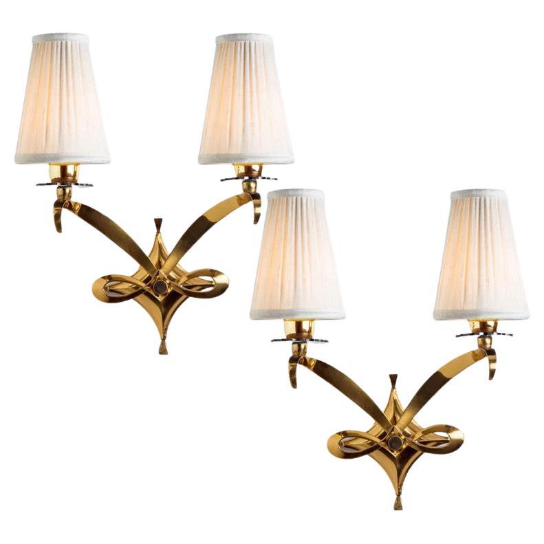 Coppia di lampade da parete in oro e ottone, Leleu, 1960 in vendita