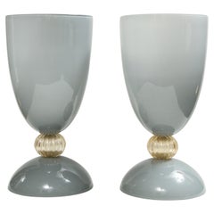 Paire de vases en verre de Murano gris Incamiciato et or Aventurina