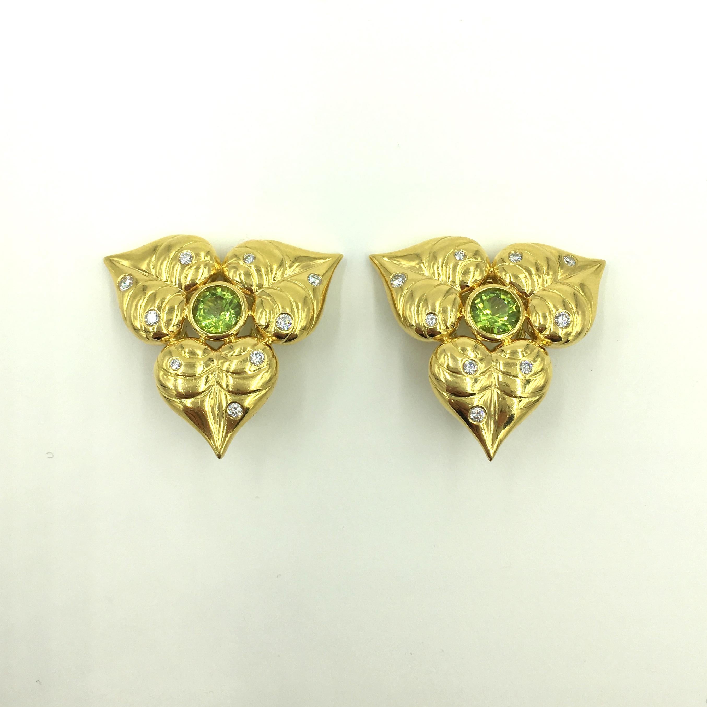 Women's or Men's Pair of Gold and Peridot Flower Earrings