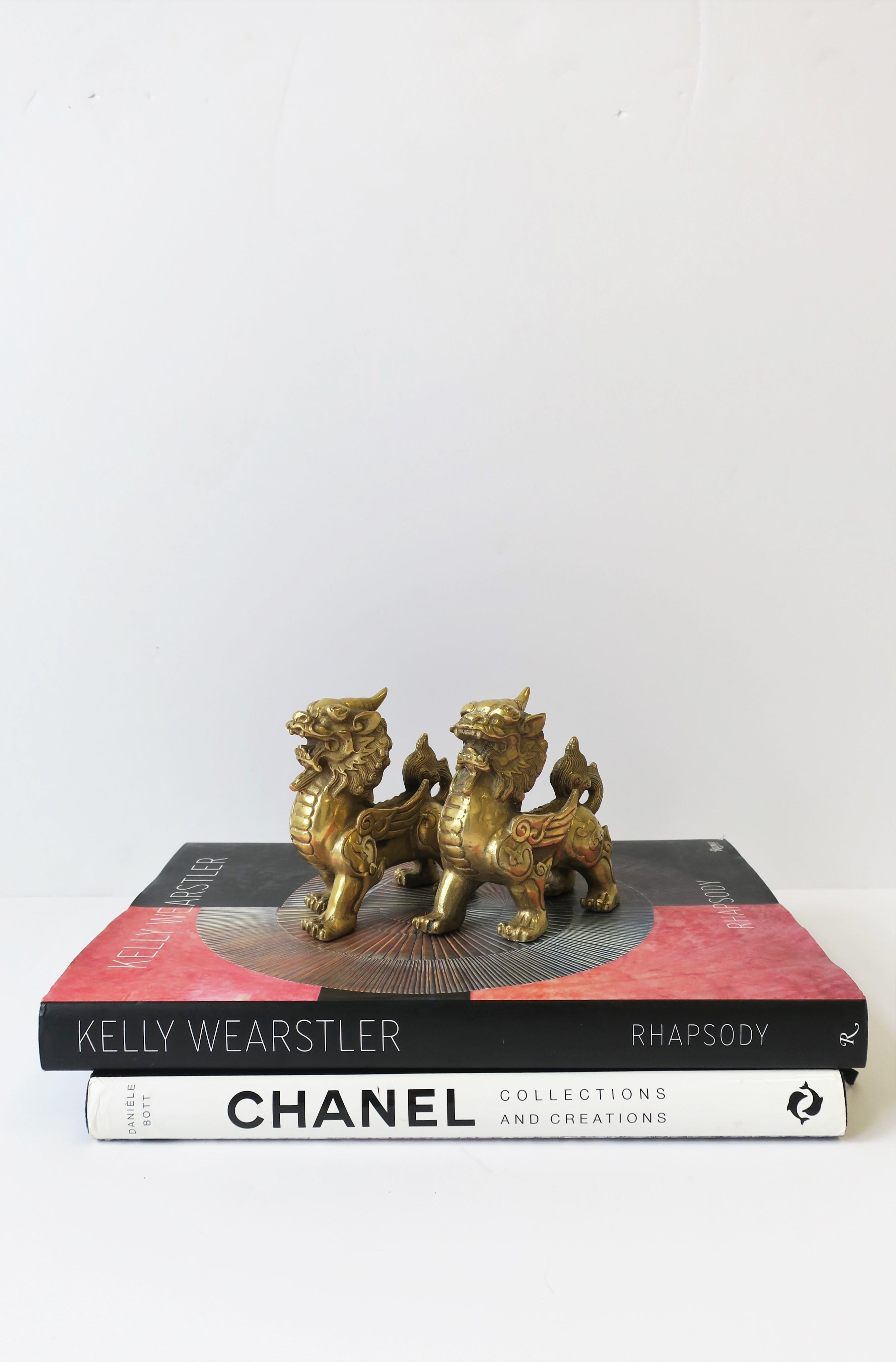 Gold Brass Lion Foo Dogs, Pair In Good Condition In New York, NY