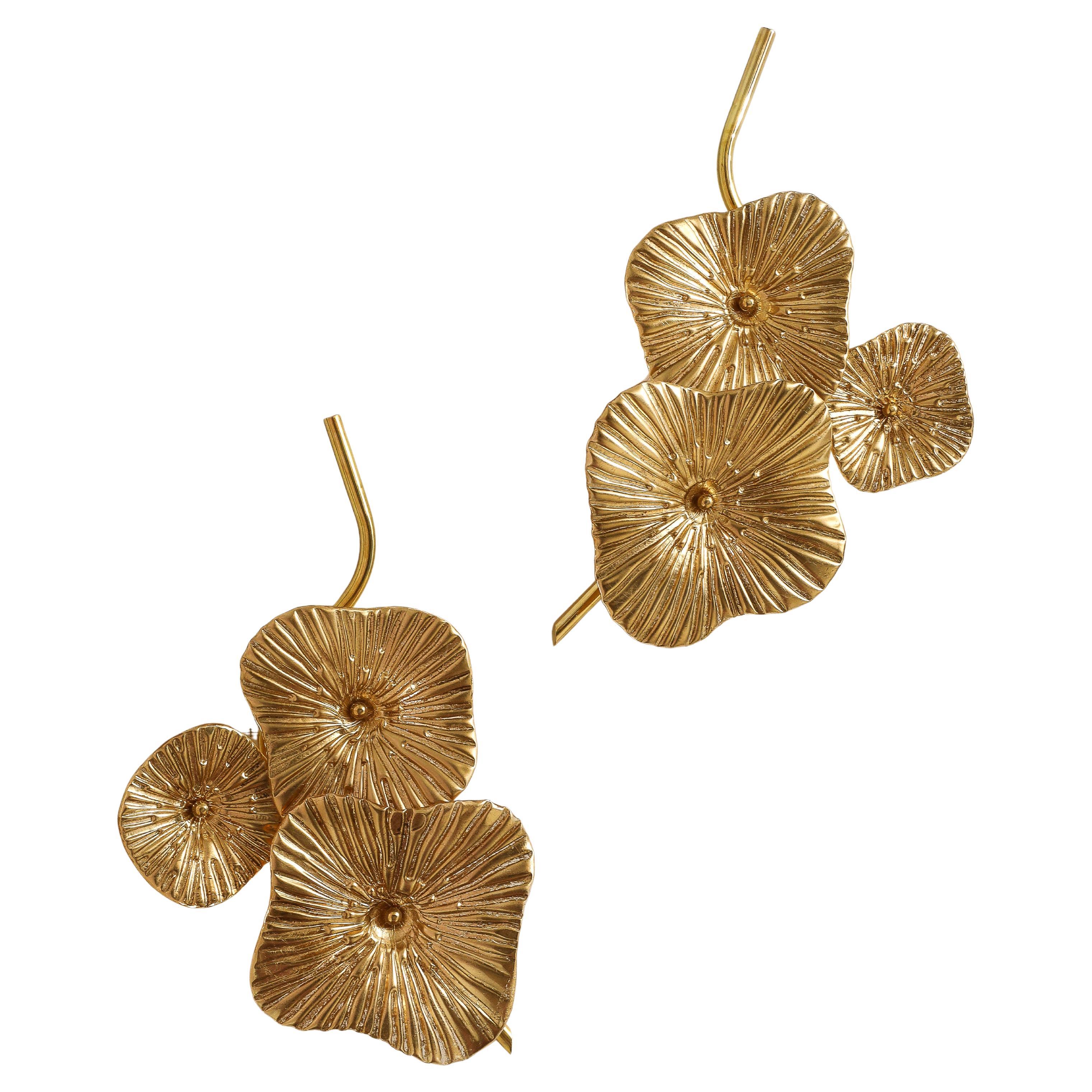 Pair of Gold Bronze Murano "Flower" Floral Glass and Brass Sconces, Italy For Sale