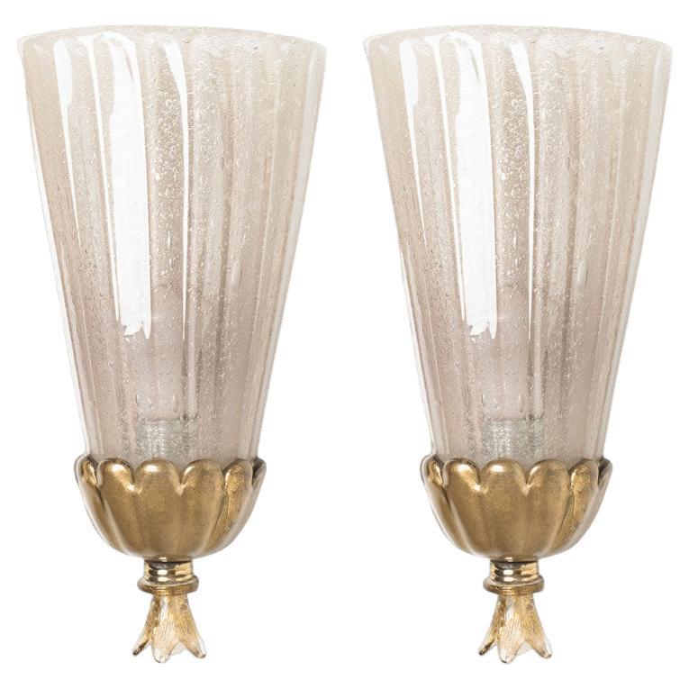 Paar Wandleuchten aus Goldketteglas und Messing aus Messing Barovier, 1960 im Angebot