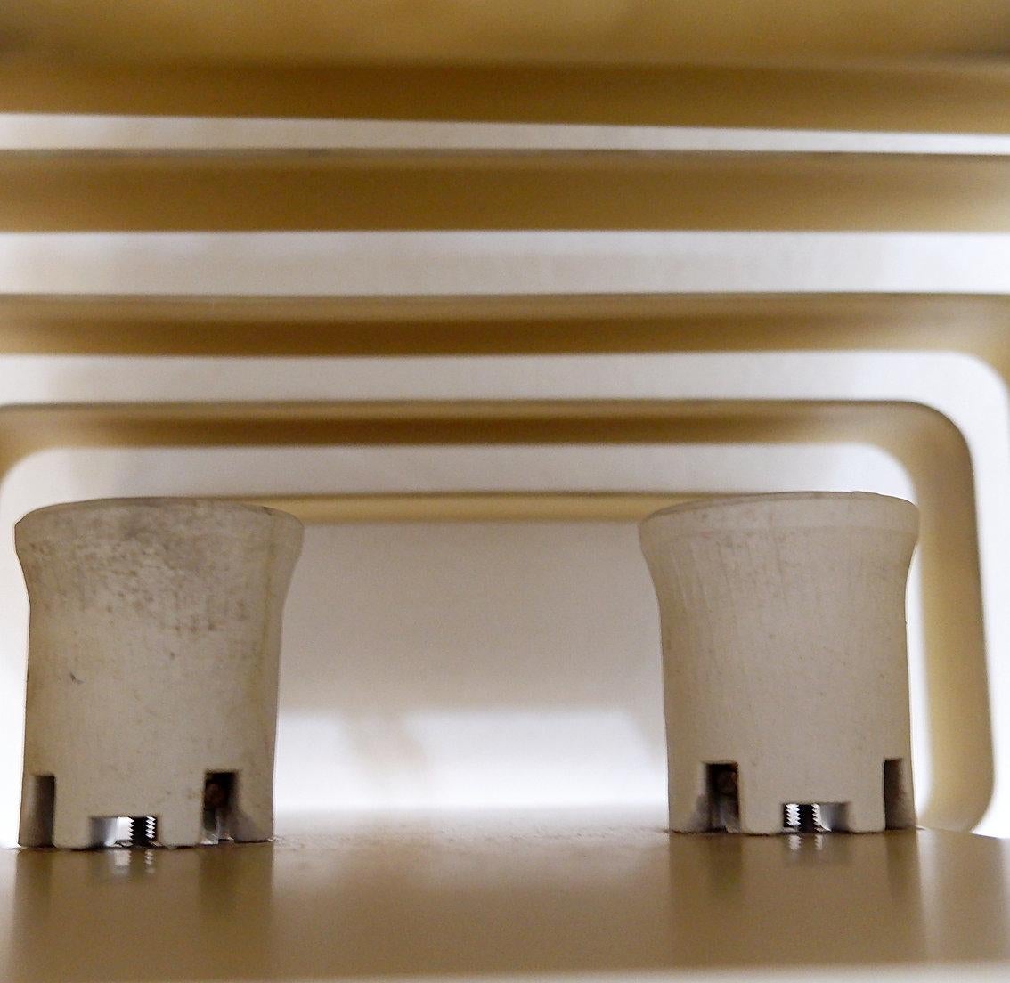 Coppia di lampade da parete in alluminio color oro di Jules Wabbes - 2 coppie disponibili (1) in vendita 8