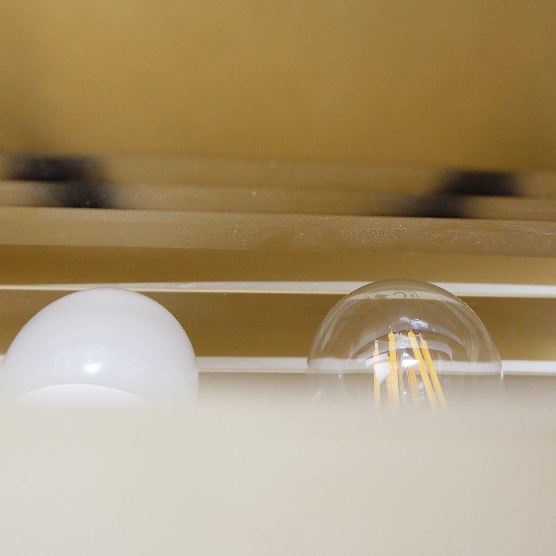 Coppia di lampade da parete in alluminio color oro di Jules Wabbes - 2 coppie disponibili (2) in vendita 5