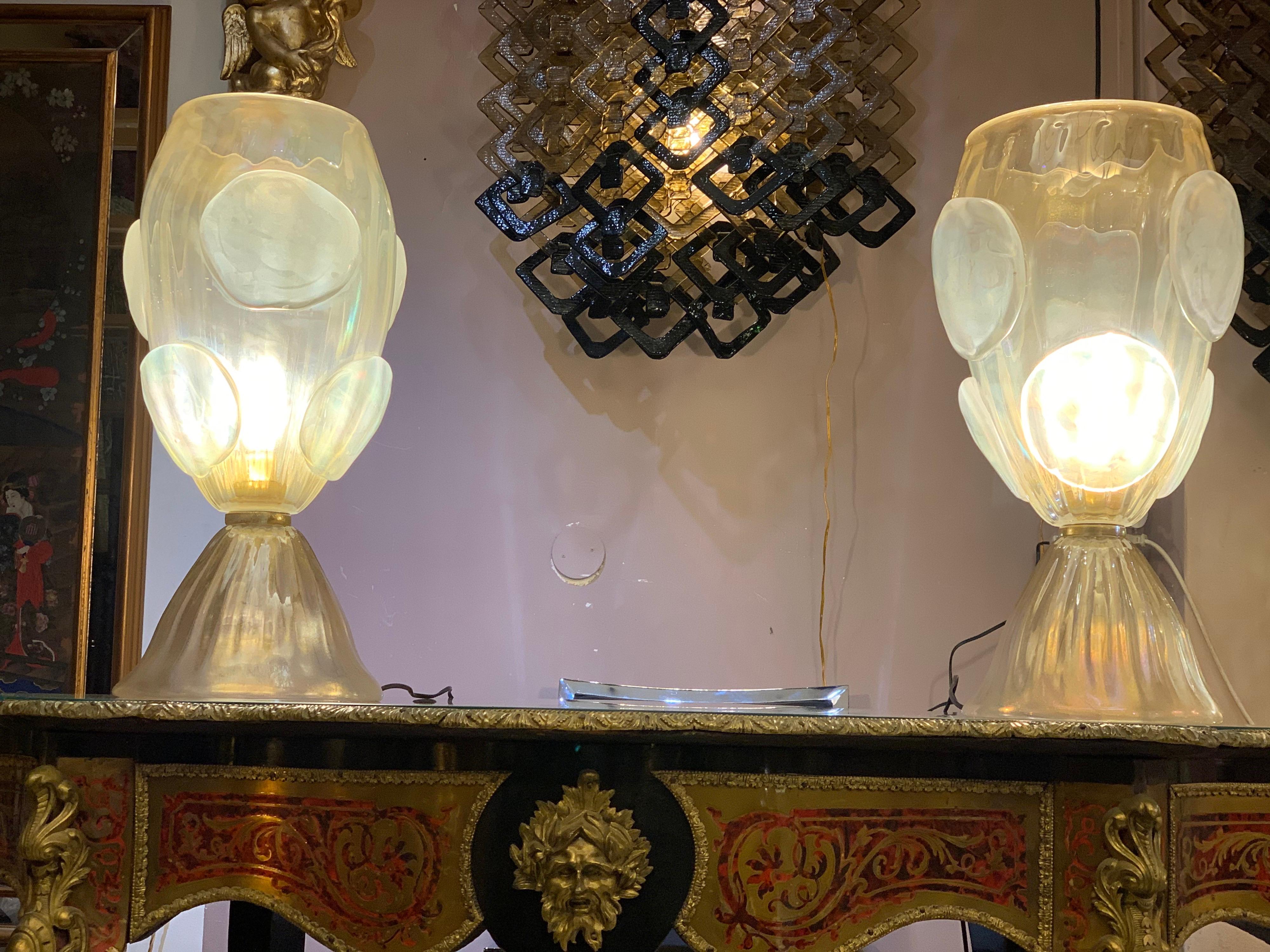 Italian Pair of Gold Flecks Murano Glass Table Lamps Iridescent Effect, 1950s
