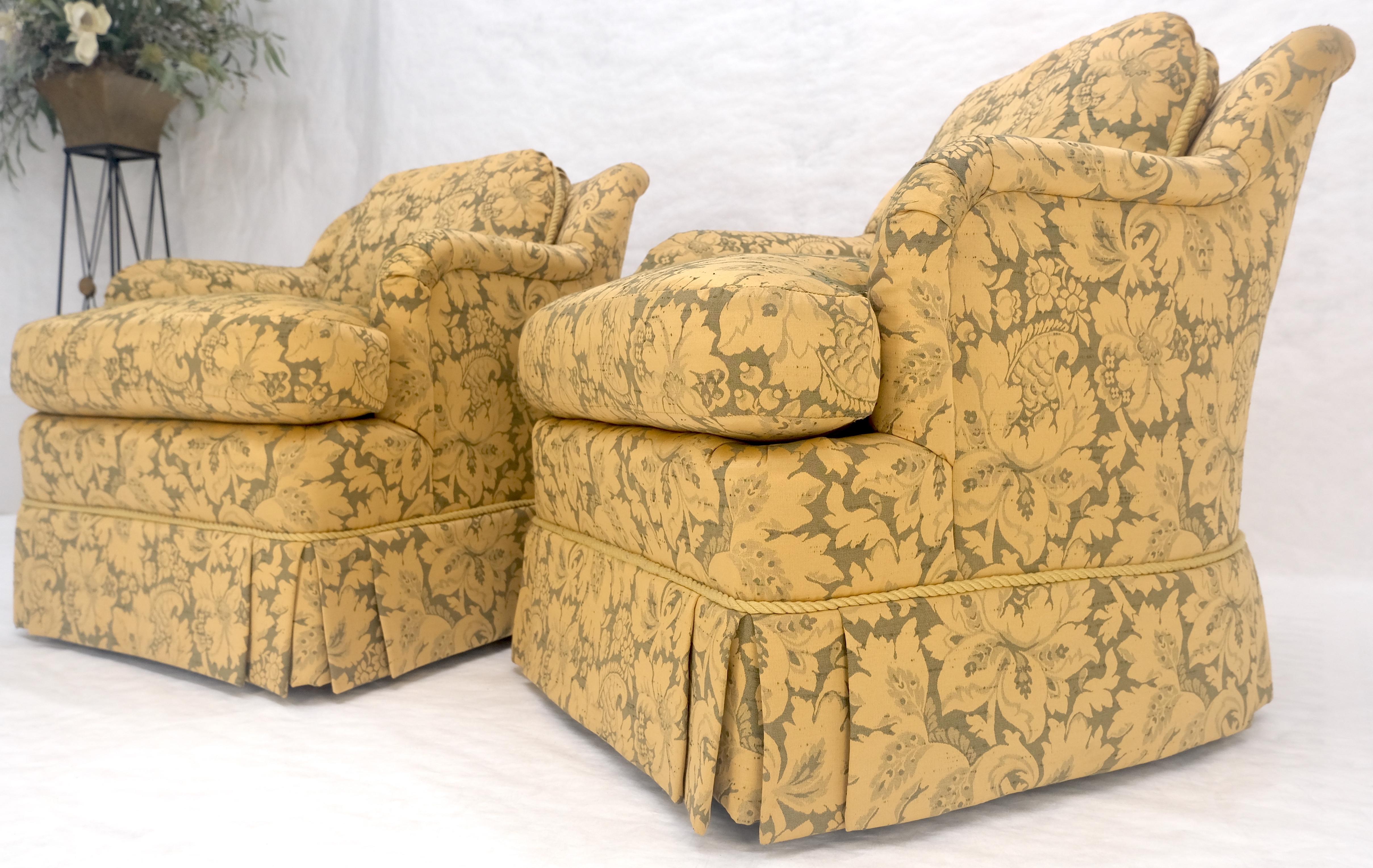 Paire de chaises longues en tapisserie d'ameublement à motifs floraux dorés par Thomasville MINT en vente 4