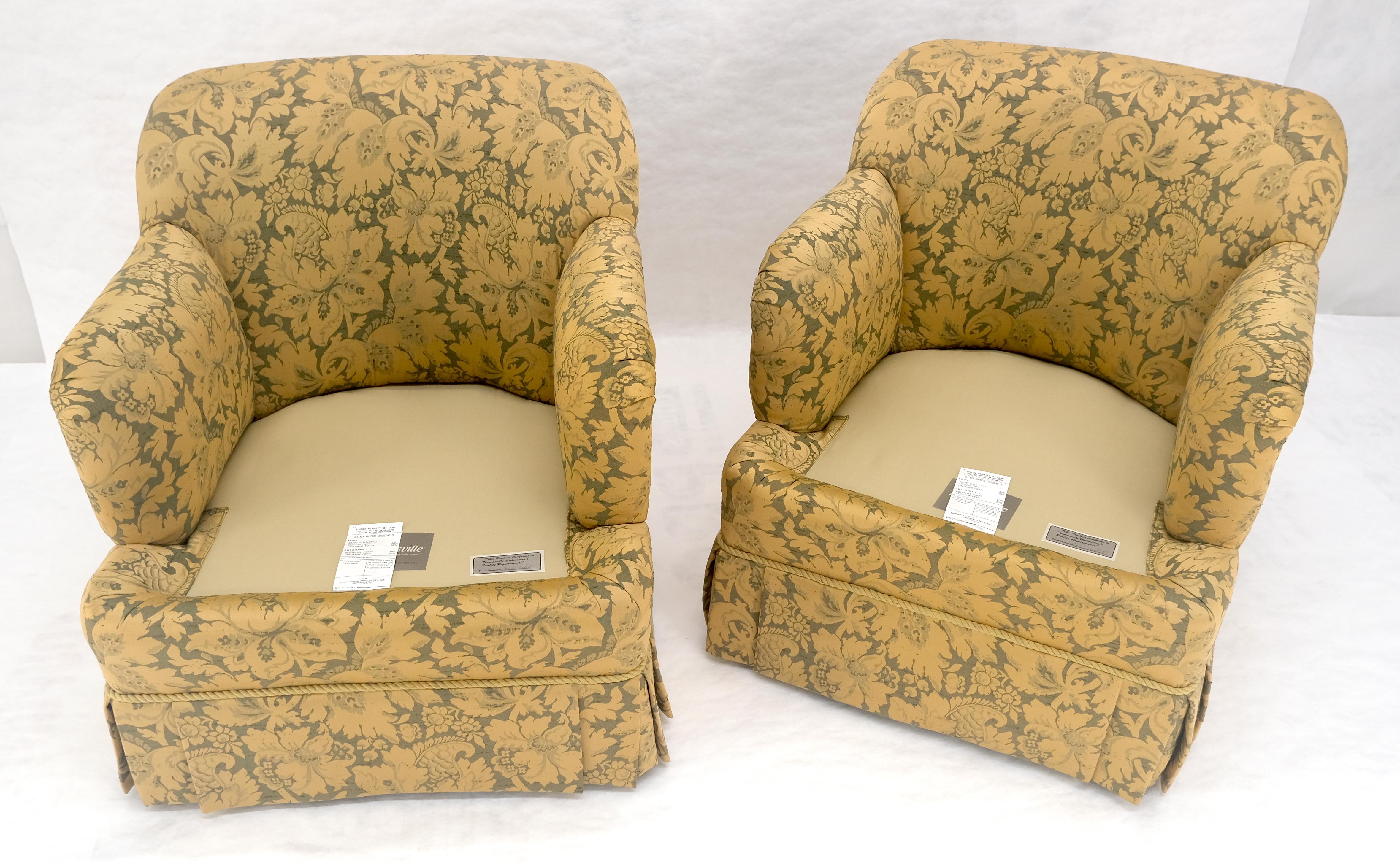 Paire de chaises longues en tapisserie d'ameublement à motifs floraux dorés par Thomasville MINT en vente 10