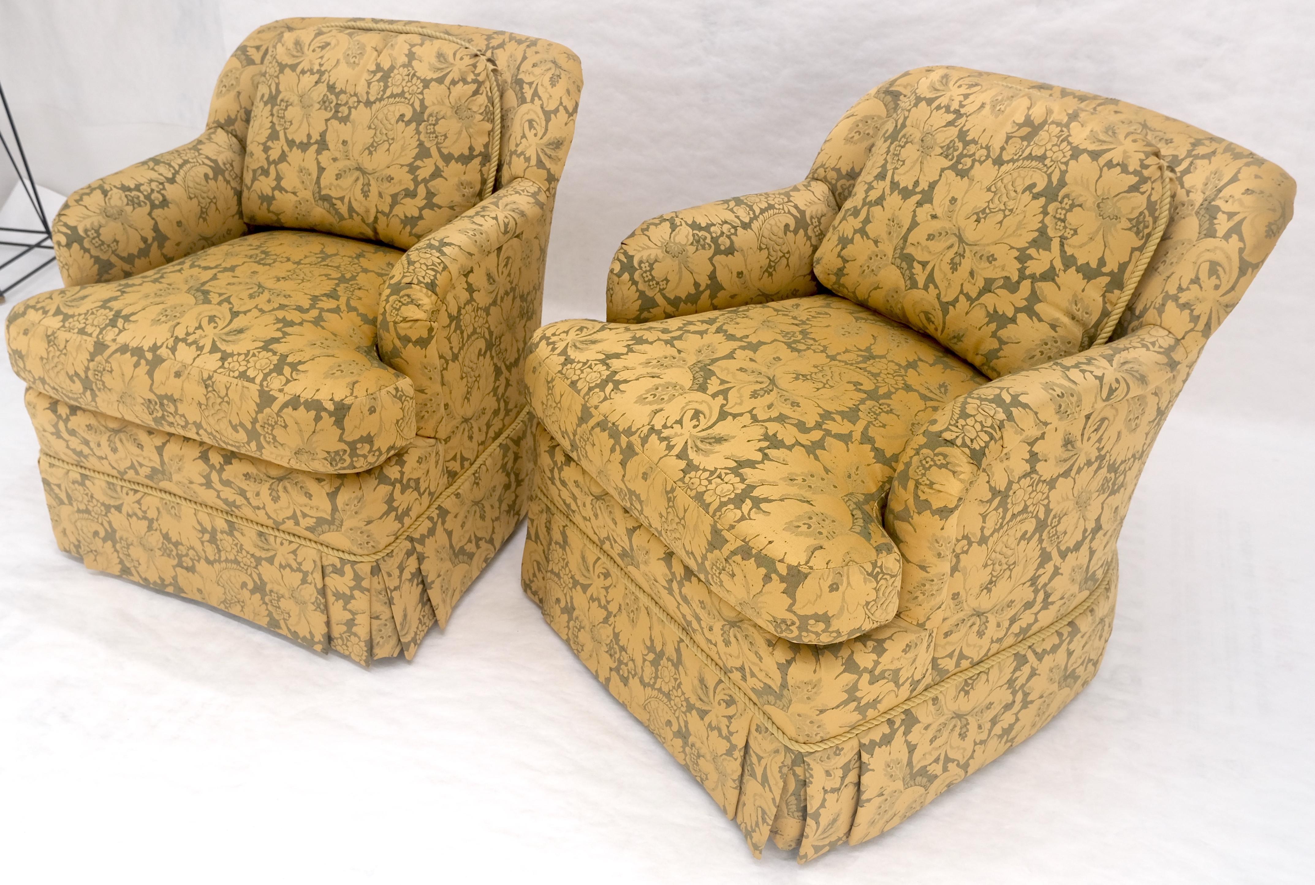Paire de chaises longues en tapisserie d'ameublement à motifs floraux dorés par Thomasville MINT en vente 2