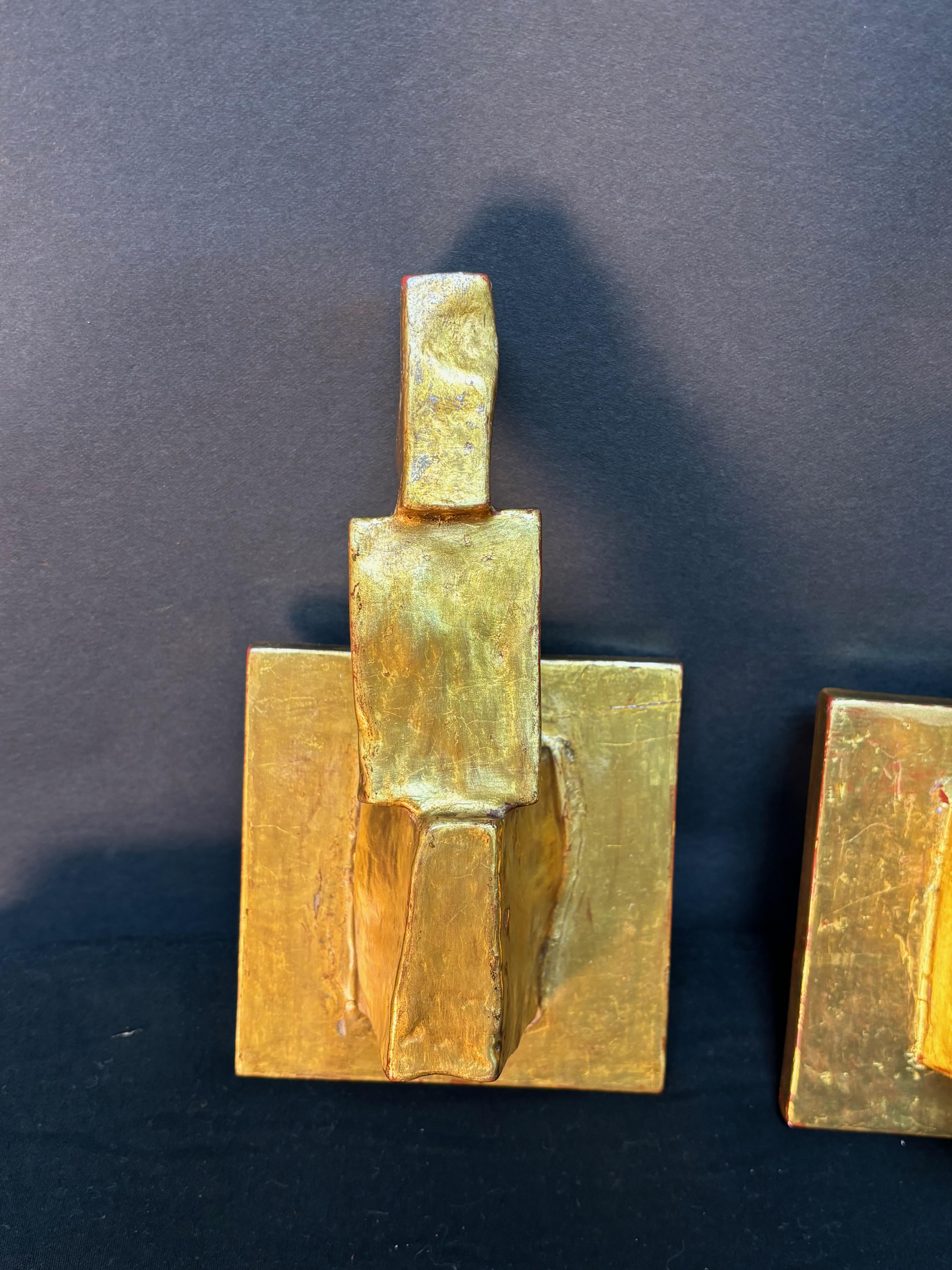 Paar vergoldete Wandleuchter (Blattgold) im Angebot