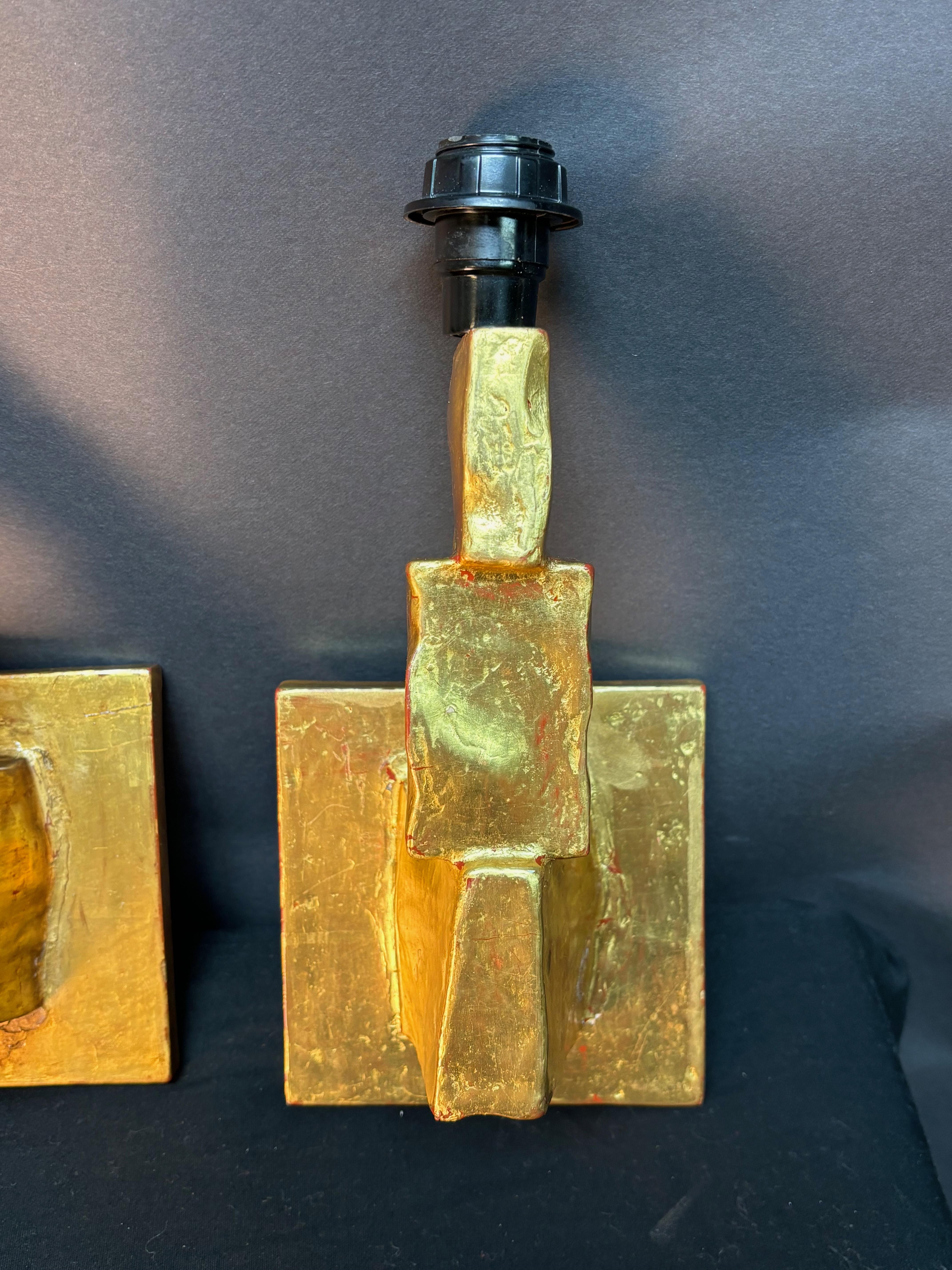 Paar vergoldete Wandleuchter im Angebot 1