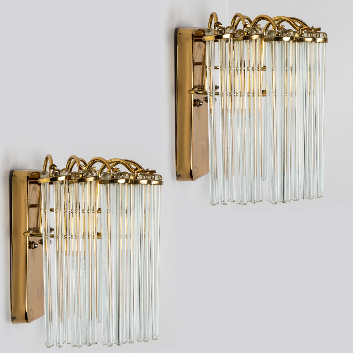 Pair of Gold Hanging Rod Glass and Brass Wall Sconce in Style of Sciolari, 1960 For Sale 2