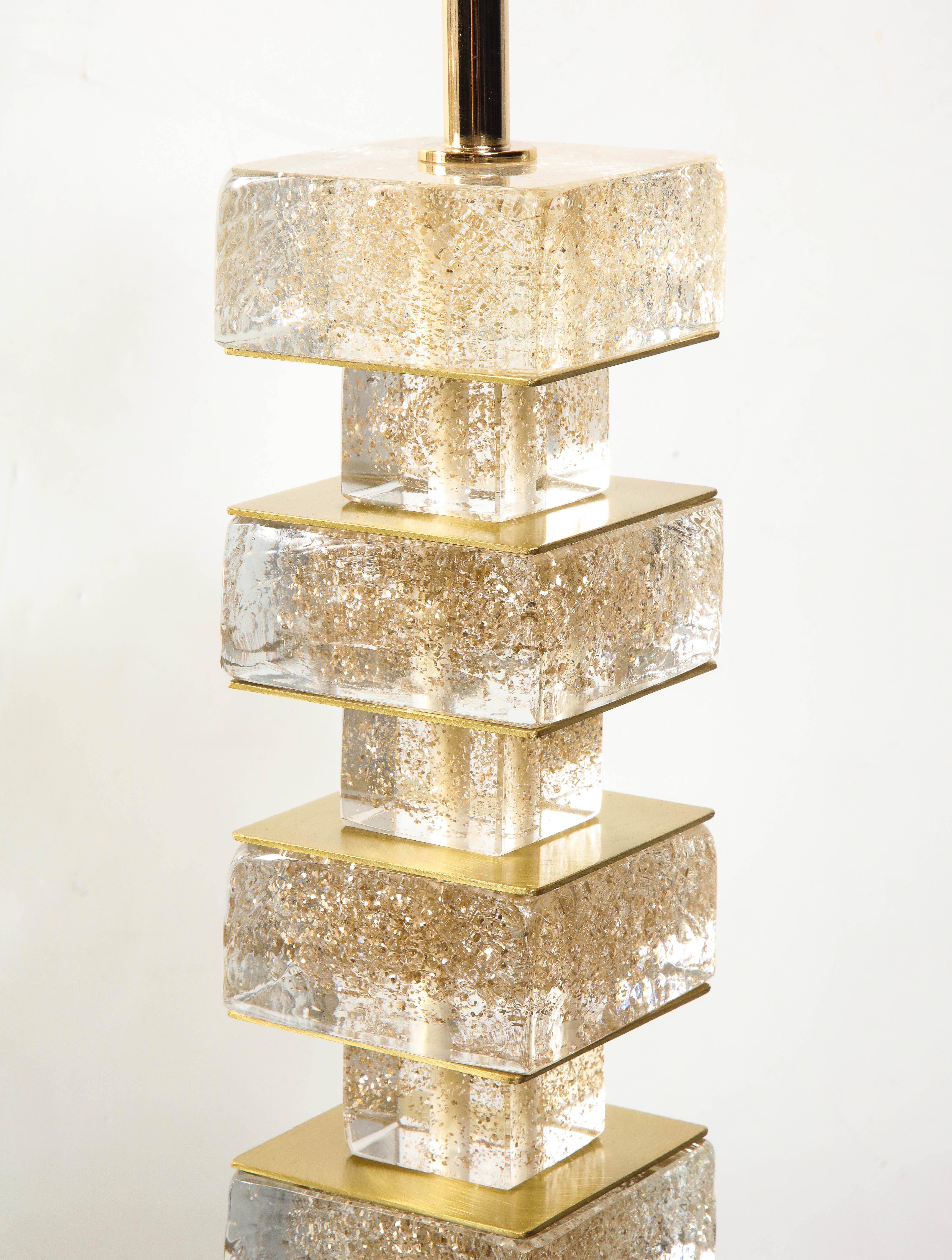XXIe siècle et contemporain Paire de lampes de table cubistes en verre de Murano infusé d'or en vente