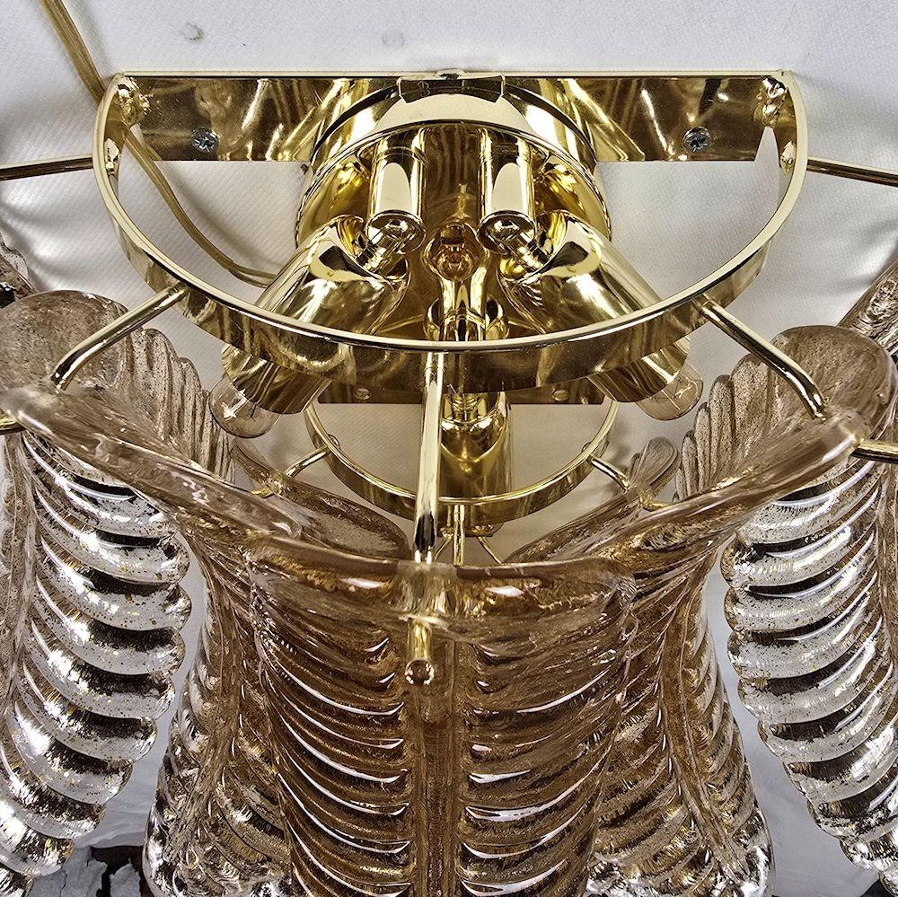 Pareja de apliques de cristal de Murano con hojas doradas en venta 3