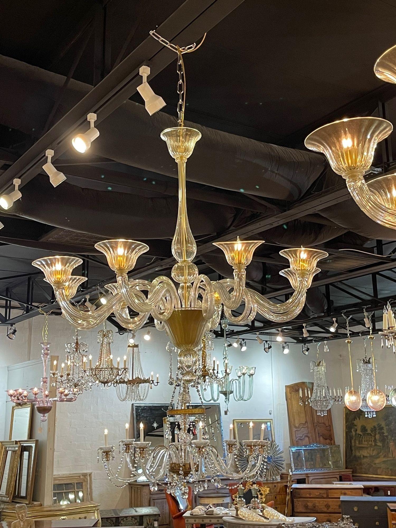 Vetro di Murano Coppia di lampadari in vetro di Murano oro in vendita