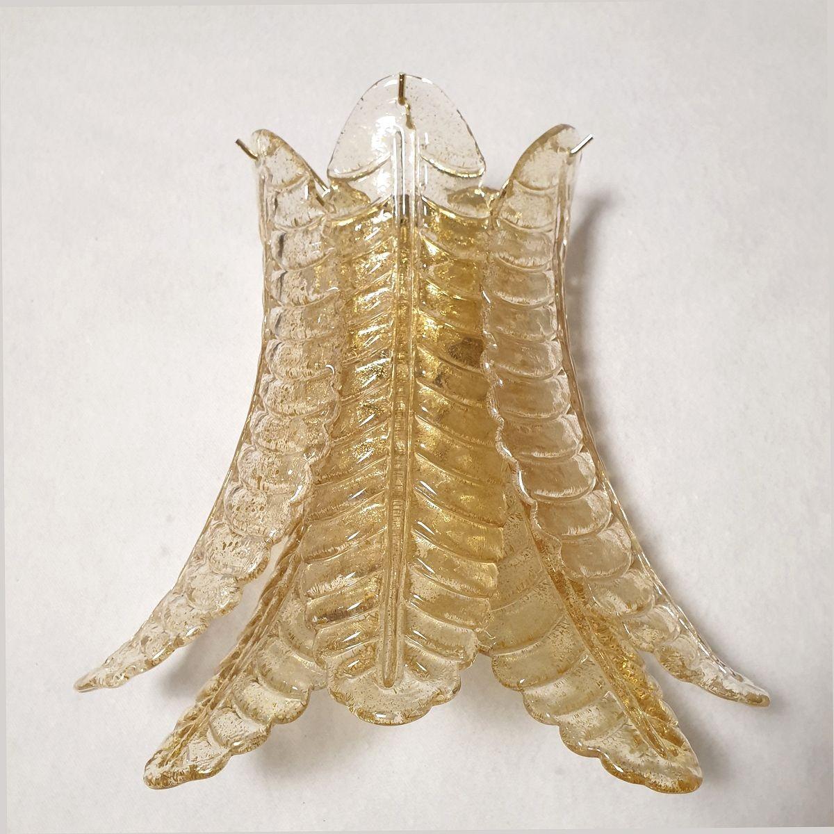 Paar goldene Murano Blätter Wandleuchter (Moderne der Mitte des Jahrhunderts) im Angebot