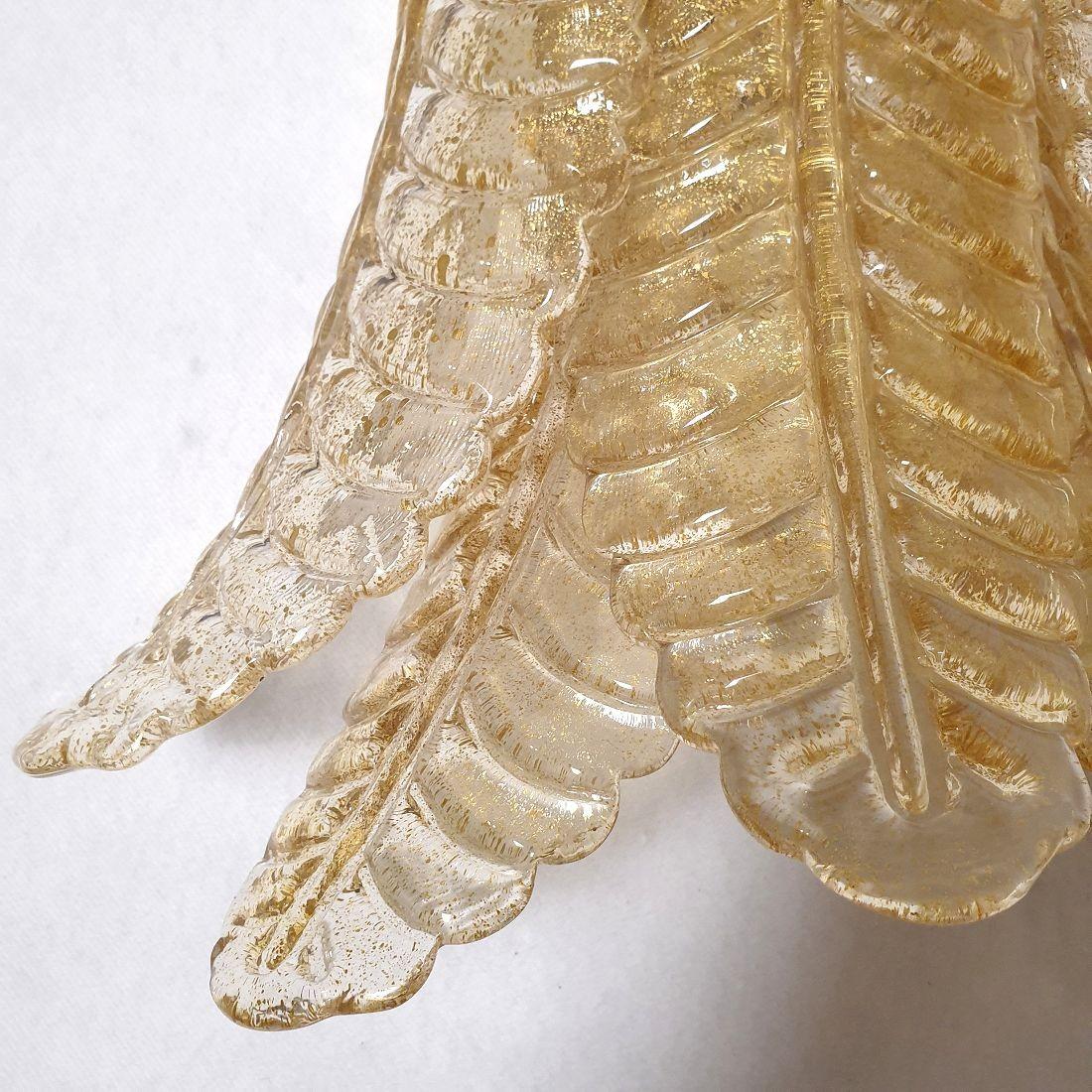 Paar goldene Murano Blätter Wandleuchter (Messing) im Angebot