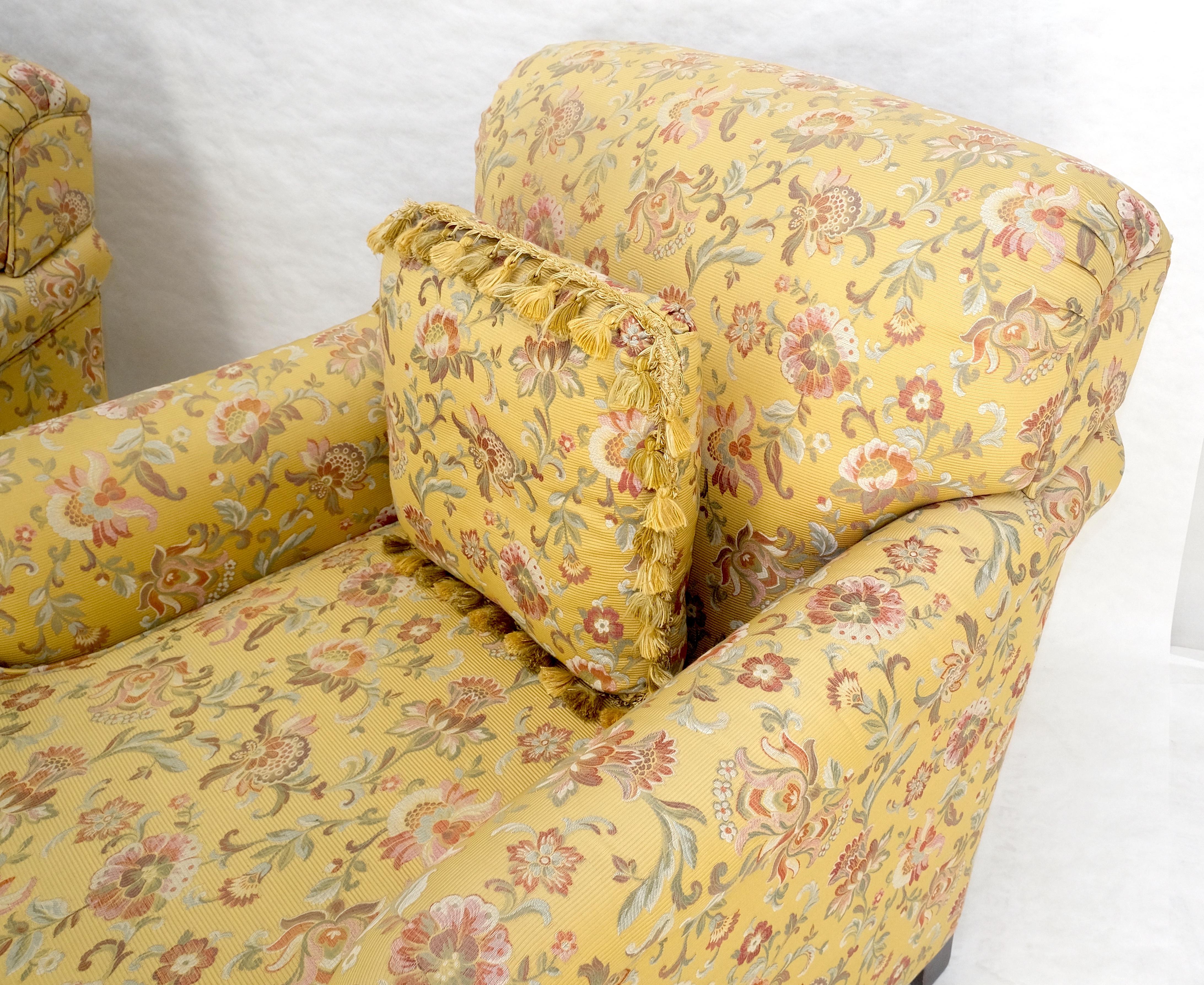 Paar Gold & Rosa Floral Seide Wie Polsterung Kravet Lounge Stühle MINT im Angebot 2