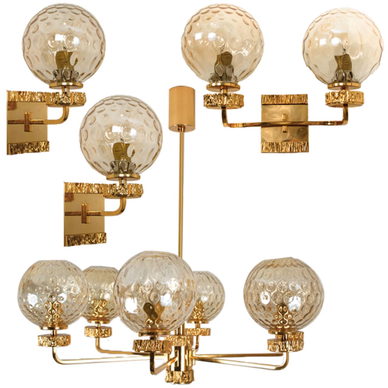 Pair of Gold-Plated Blown Glass Wall Lights in the Style of Brotto, Italy 4