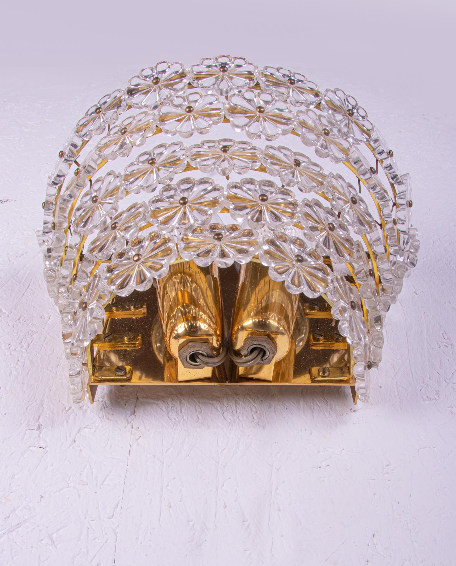 20th Century Pair of Gold-Plated Wall Sconces Brass & Crystal Glass by Emil Stejnar, Austria For Sale
