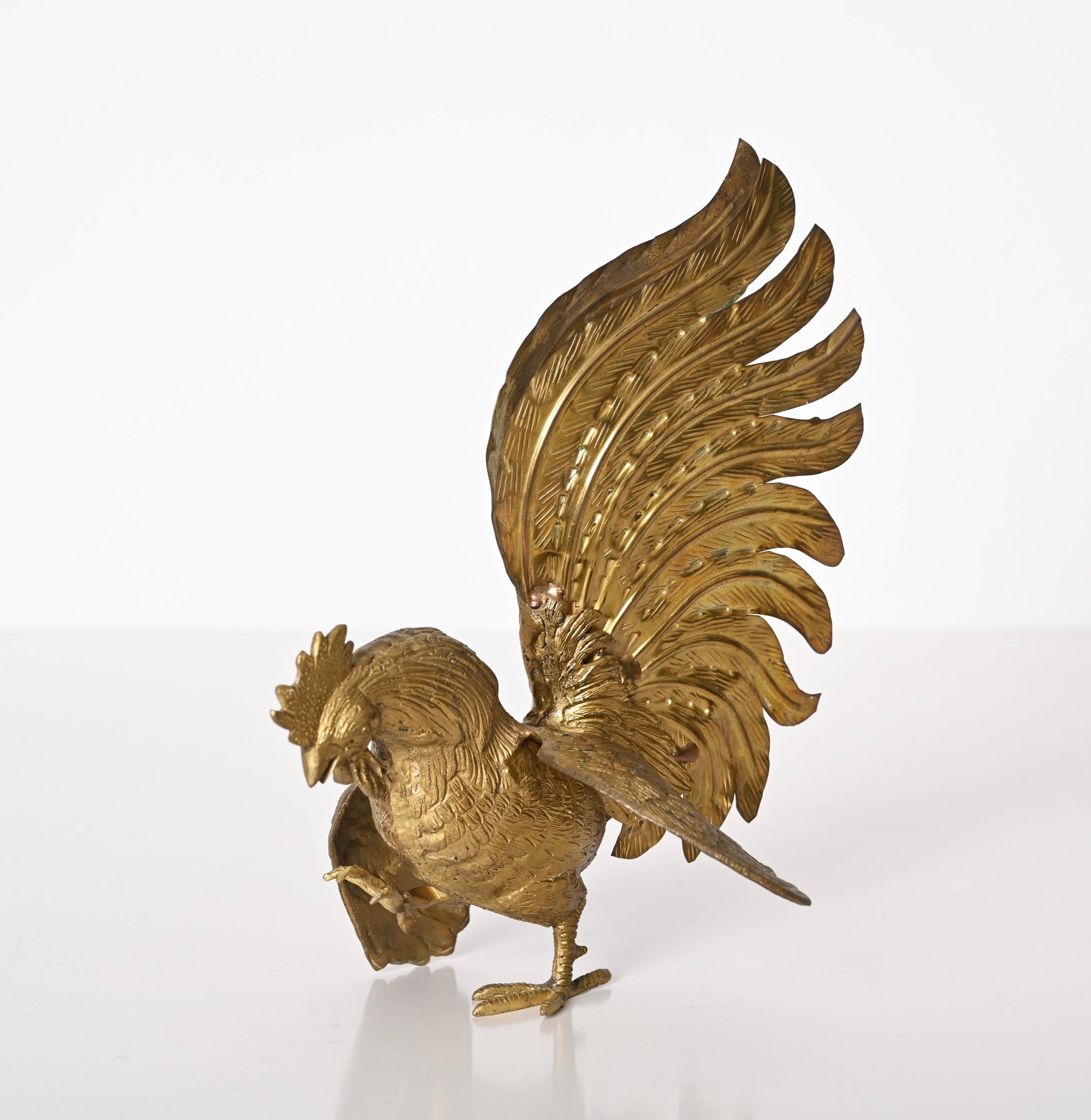 Mid-Century Modern Pair of Gold Plated Fighting Cockerel Ornaments, Italy, 1960s For Sale