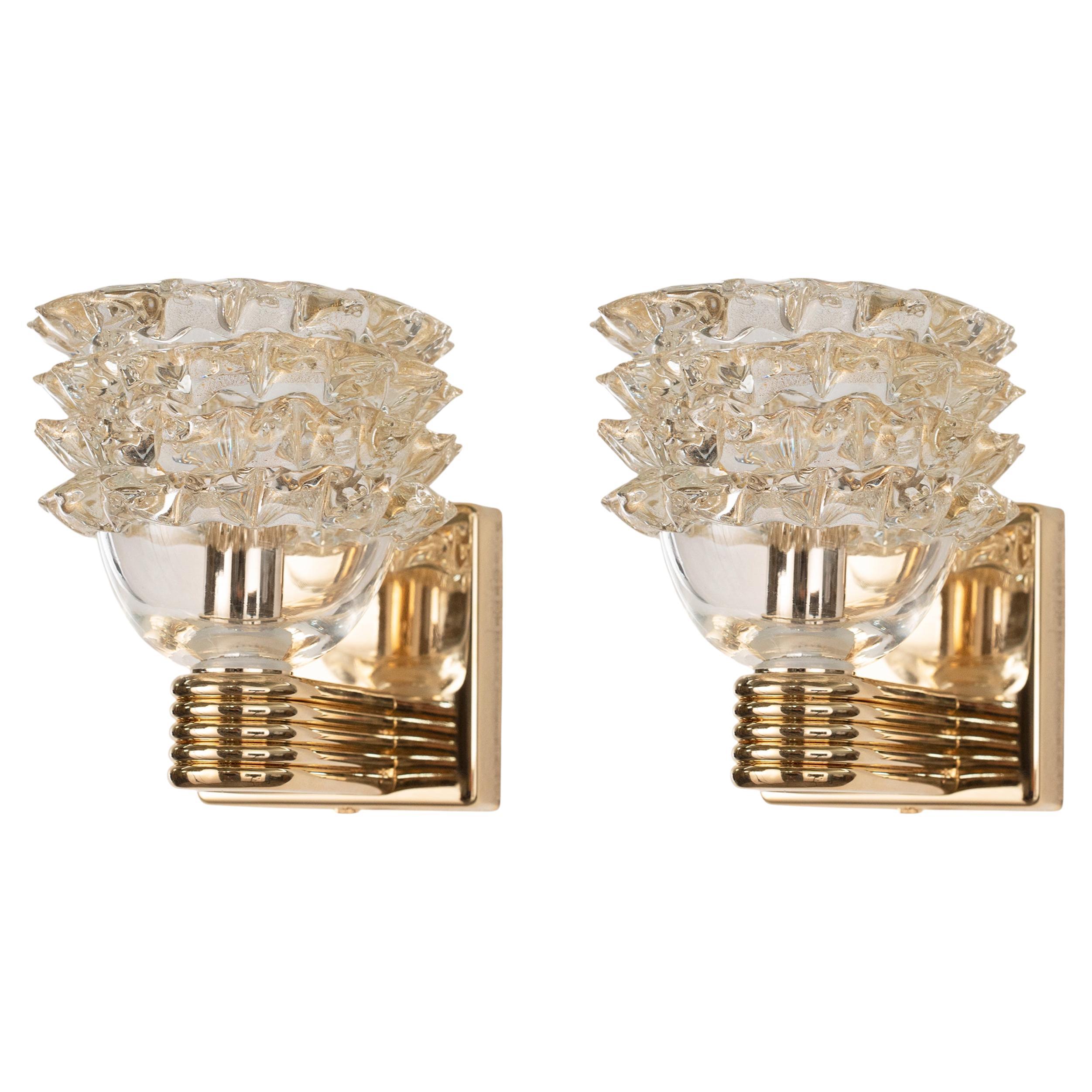 Coppia di Lampade da parete in vetro di Murano Rostrato oro con cornice dorata in stock in vendita