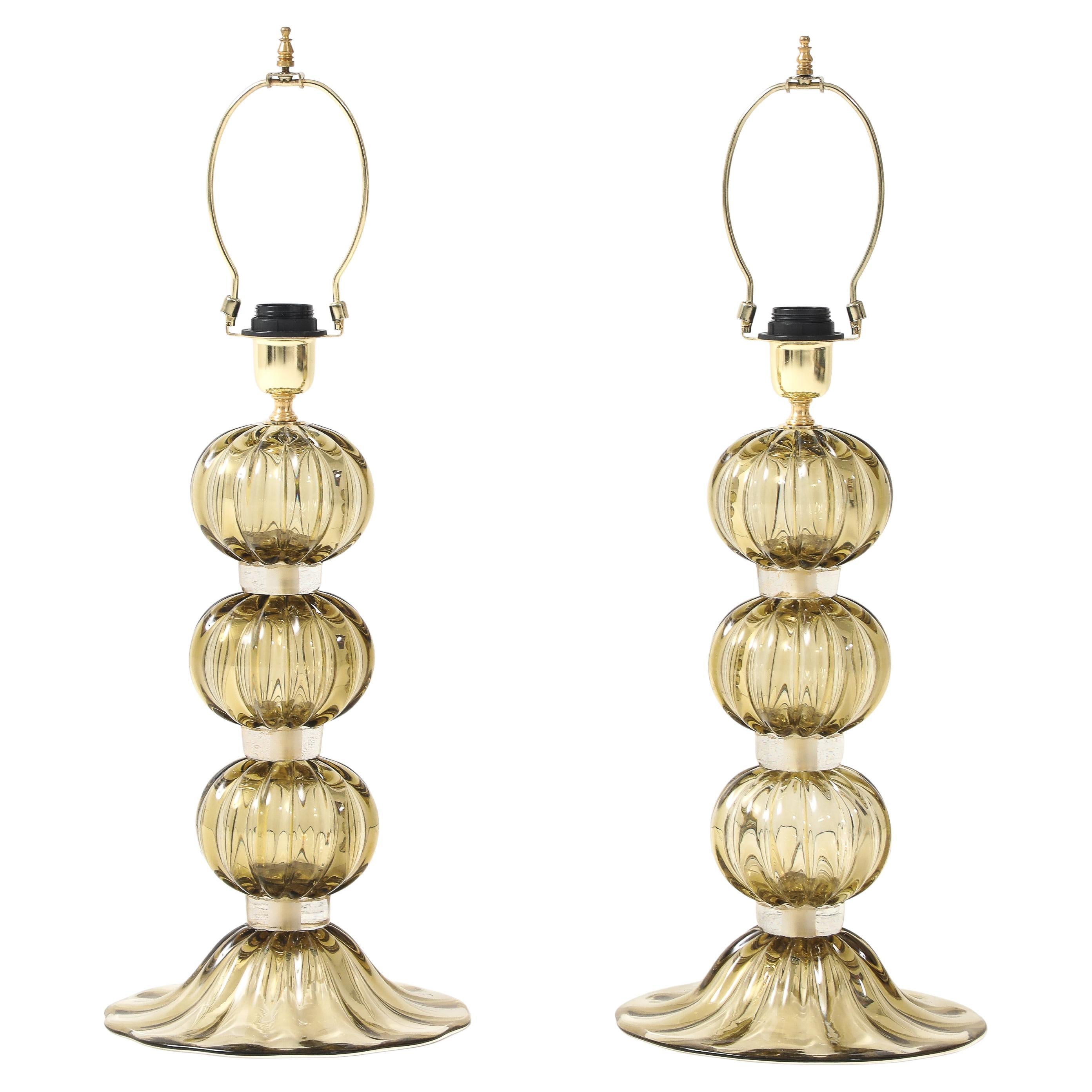 Pair of Golden Amber "Pagliesco" Murano Glass Spheres Lamps, Italy, 2025 Signed in vendita