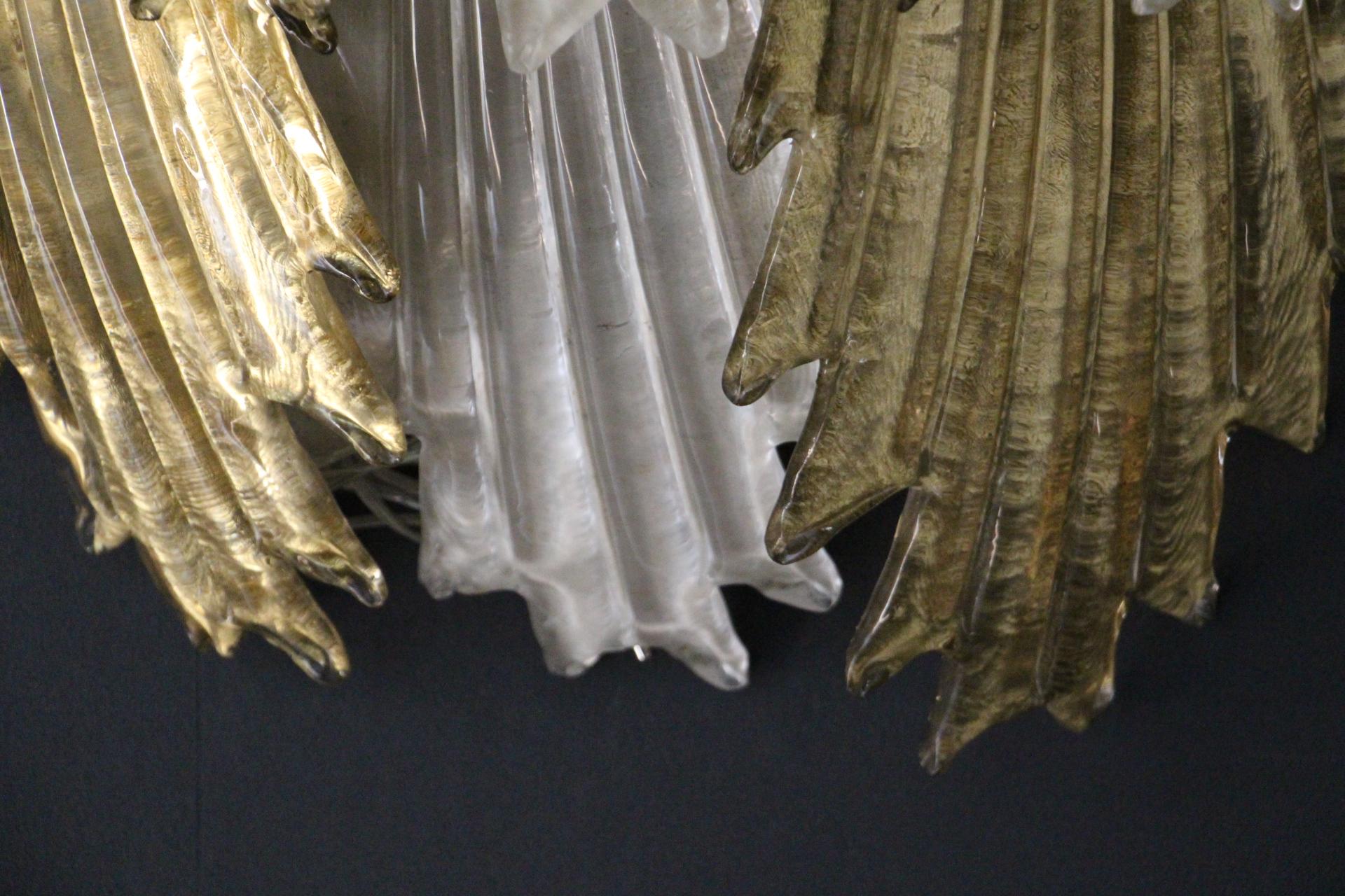 Paire d'appliques en verre de Murano doré et blanc en forme de feuilles en vente 9