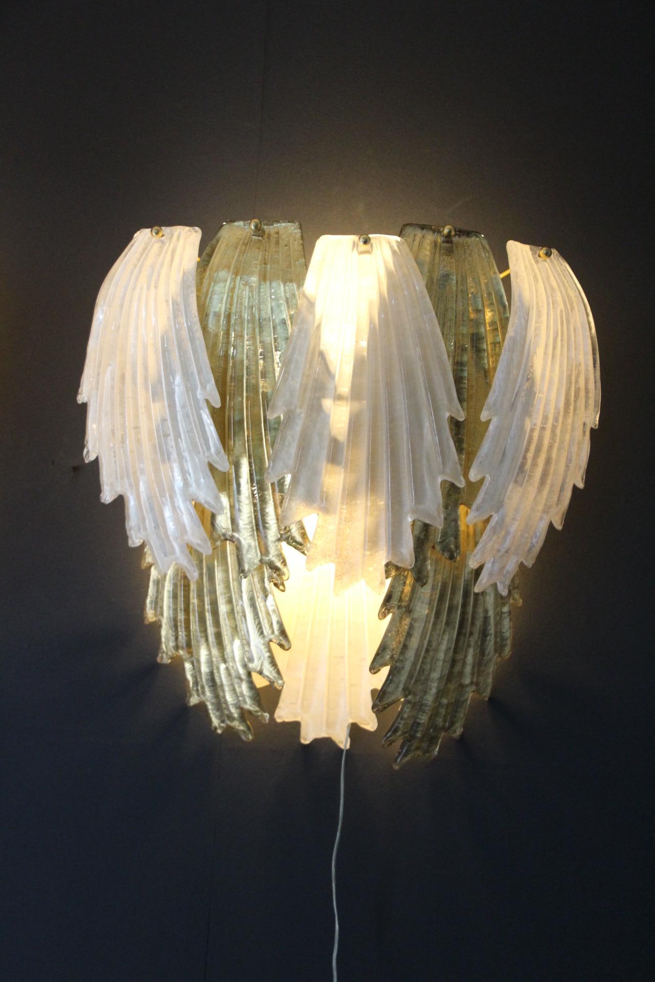 Contemporary Pair of Golden and White Murano Glass Sconces in Leaves Shape For Sale