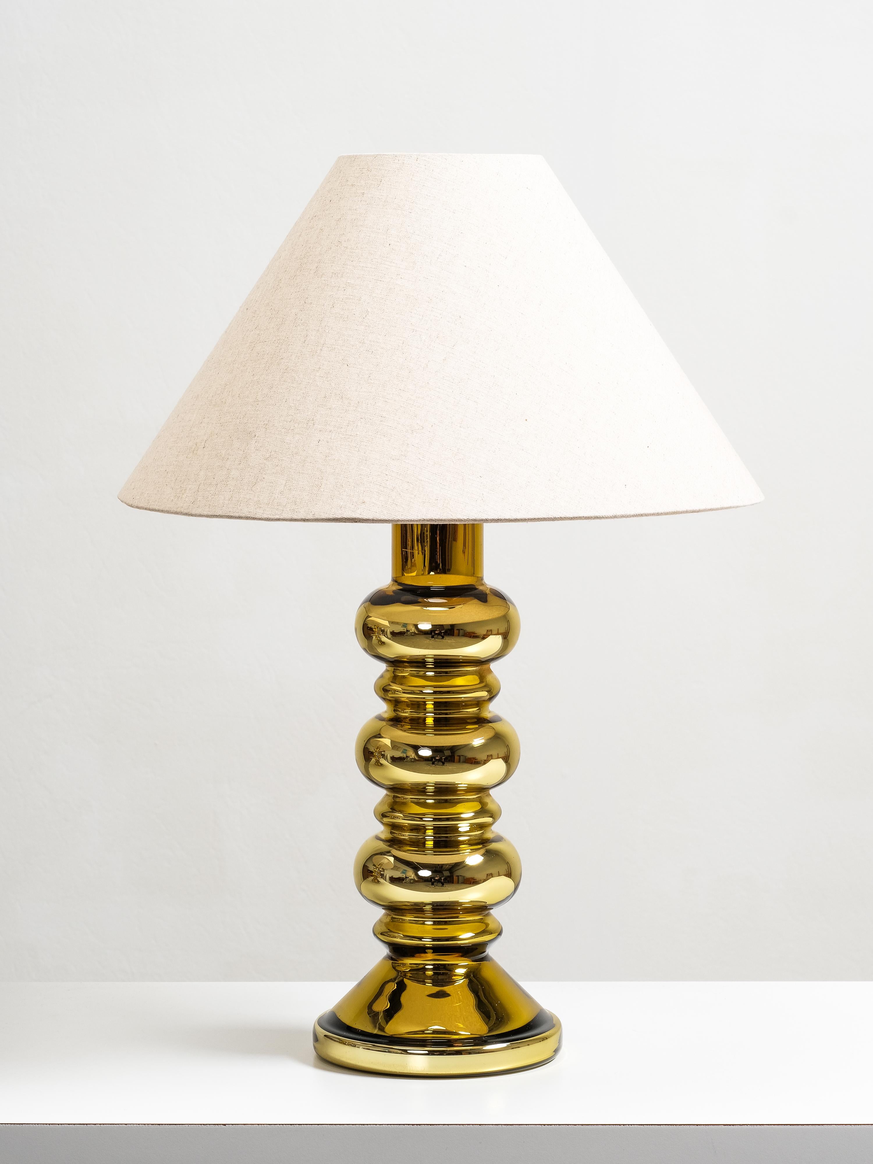 Swedish Pair of Golden Art Glass Table Lamps by Flygsfors, Sweden, 1960s For Sale