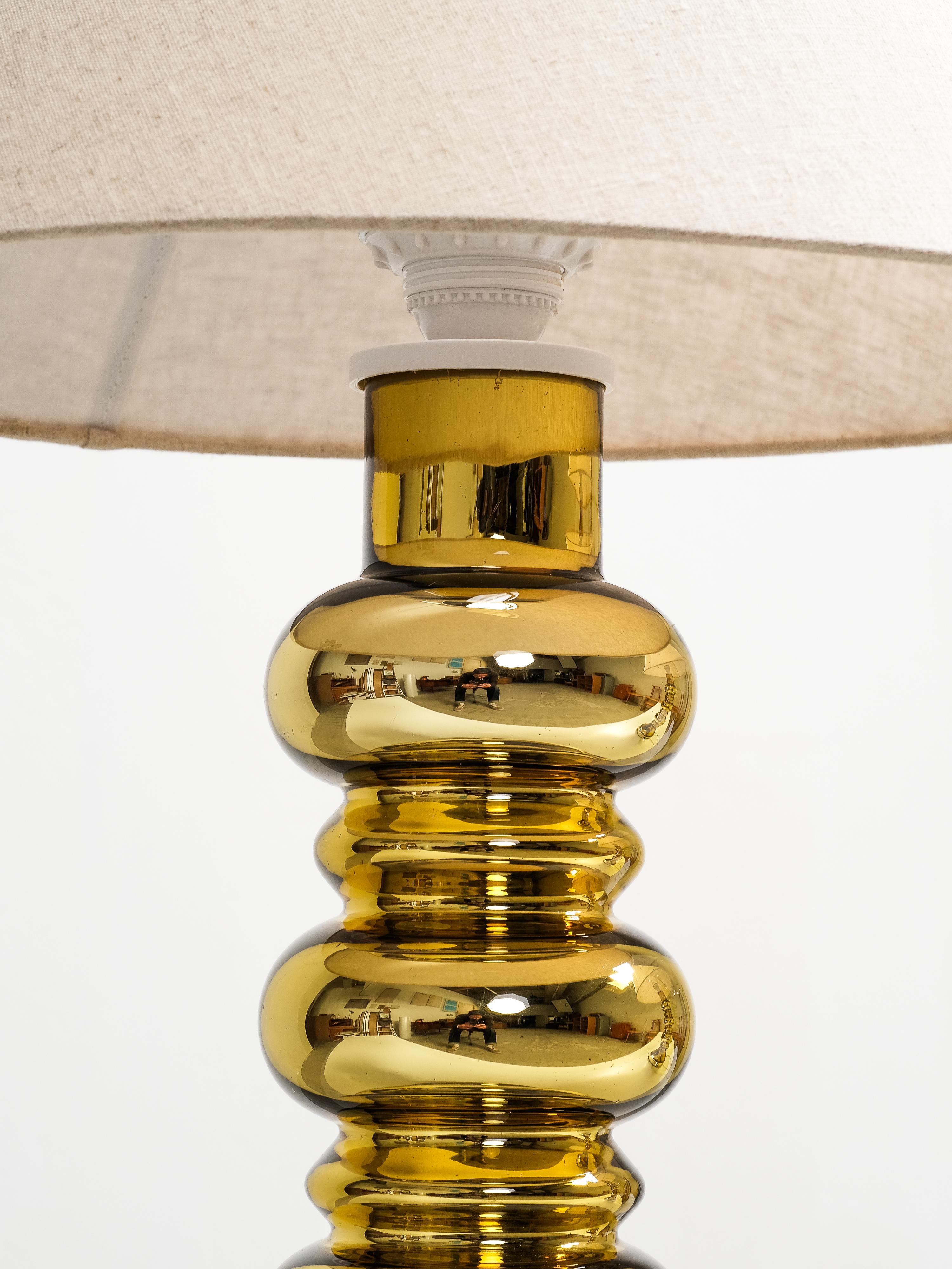 Pair of Golden Art Glass Table Lamps by Flygsfors, Sweden, 1960s For Sale 1