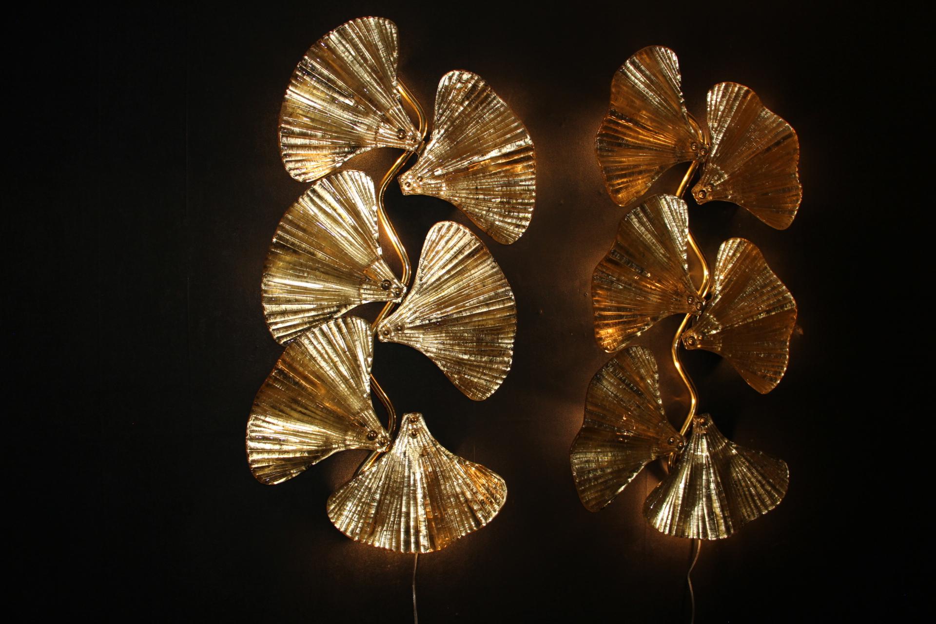 Pair of Golden Gingko Sconces in Murano Glass in Tommaso Barbi Style, Wall Lights For Sale 11