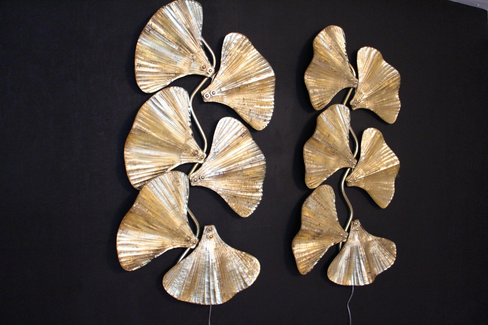 Pair of Golden Gingko Sconces in Murano Glass in Tommaso Barbi Style, Wall Lights For Sale 1