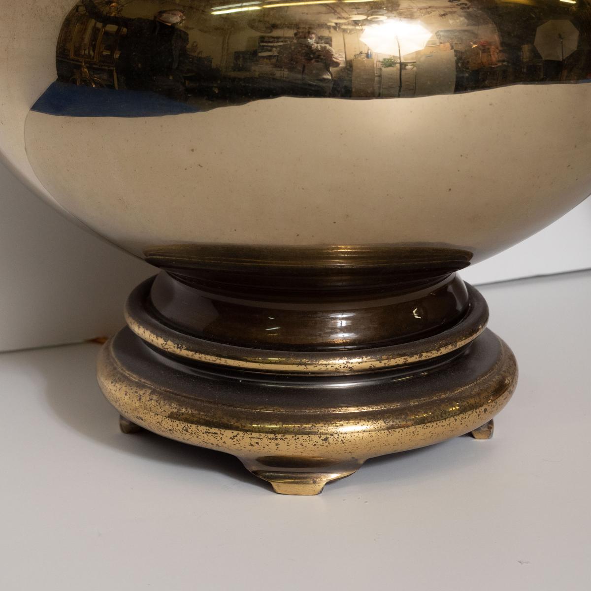 Pair of Golden Mercury Glass Table Lamps For Sale 2