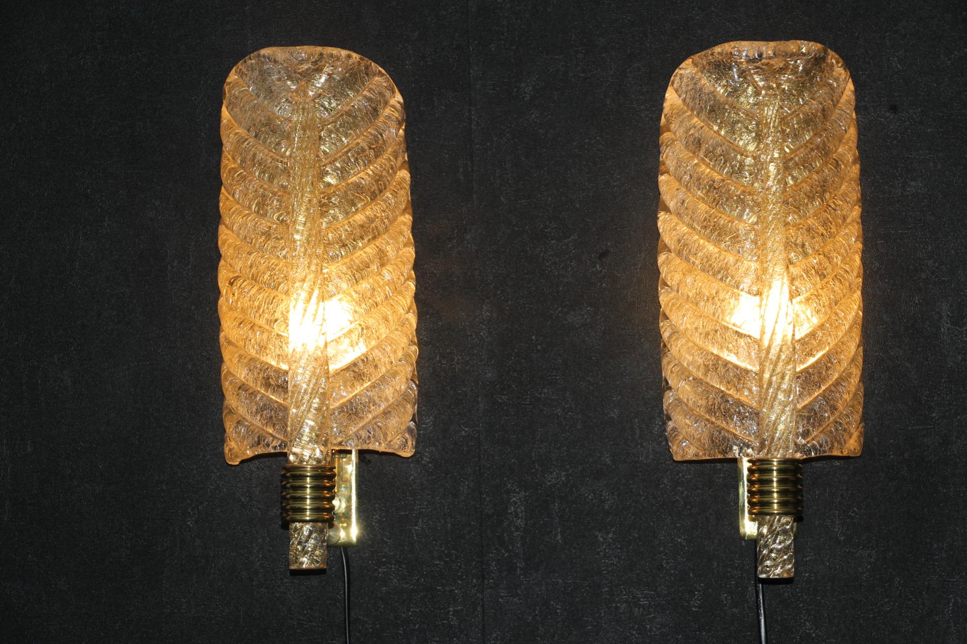 Pair of Golden Murano Glass Sconces, Leaf Shape Wall Lights, Barovier Style For Sale 2
